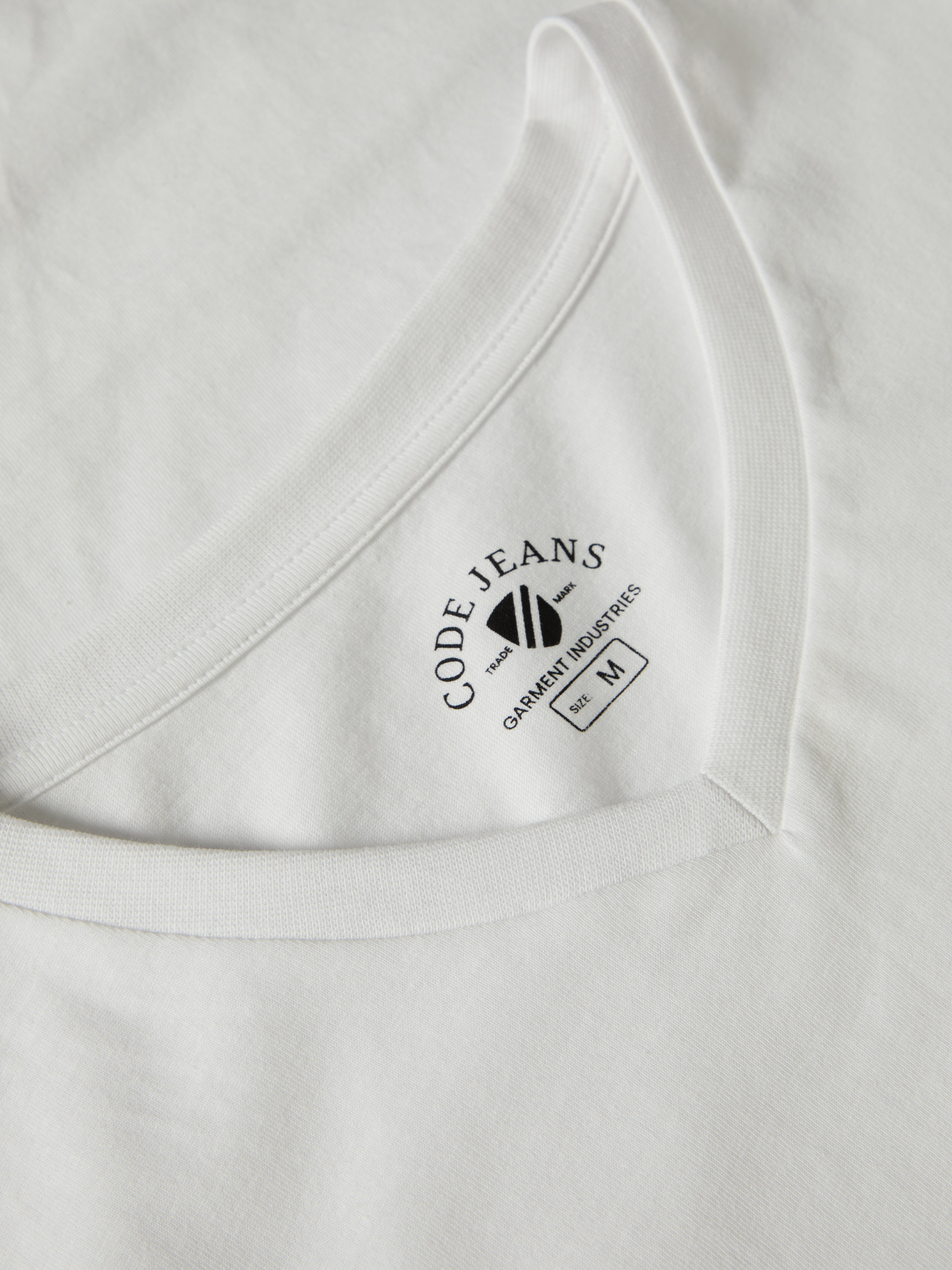 T-shirt 100% algodão