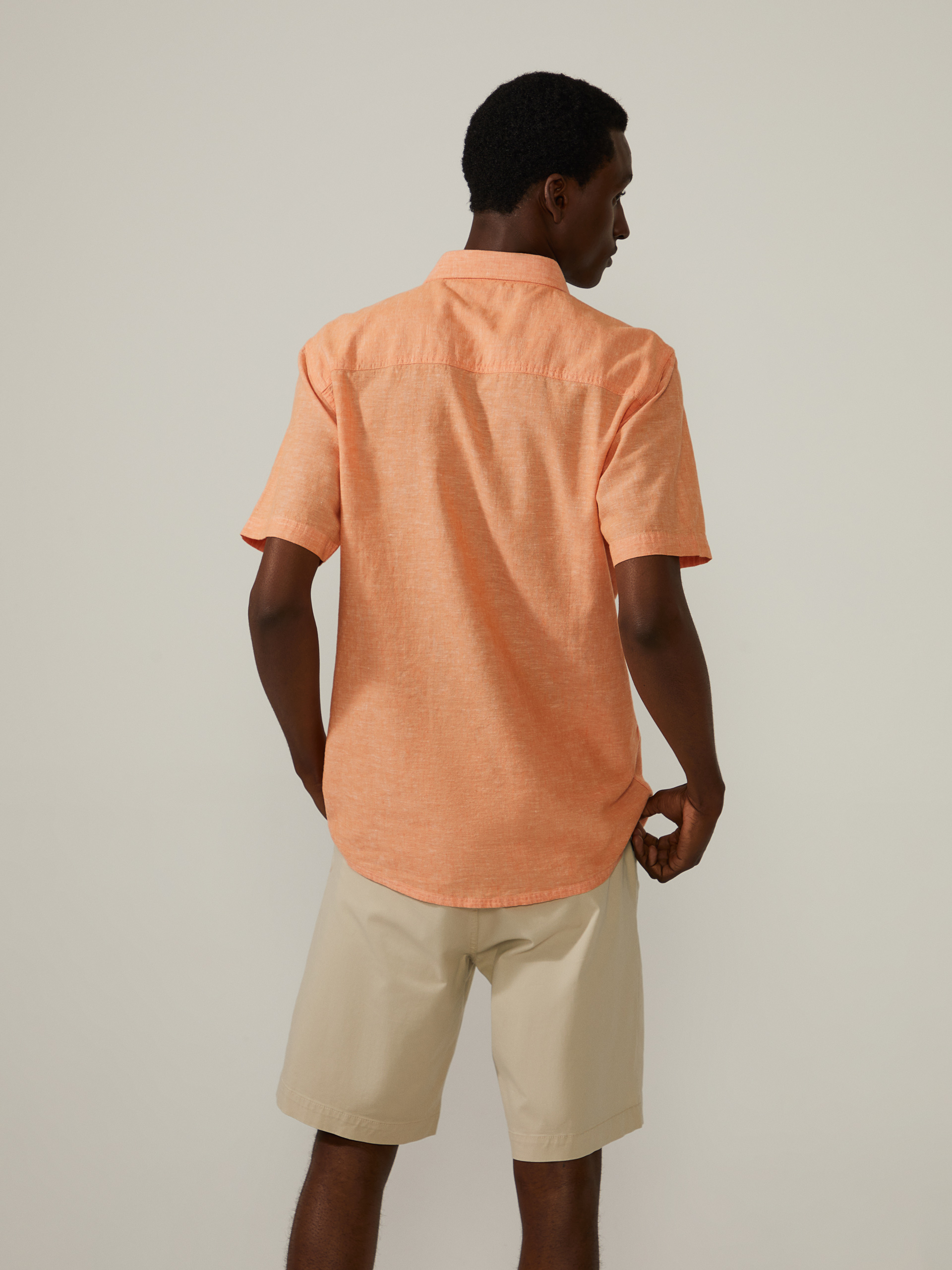 Camisa mistura de linho