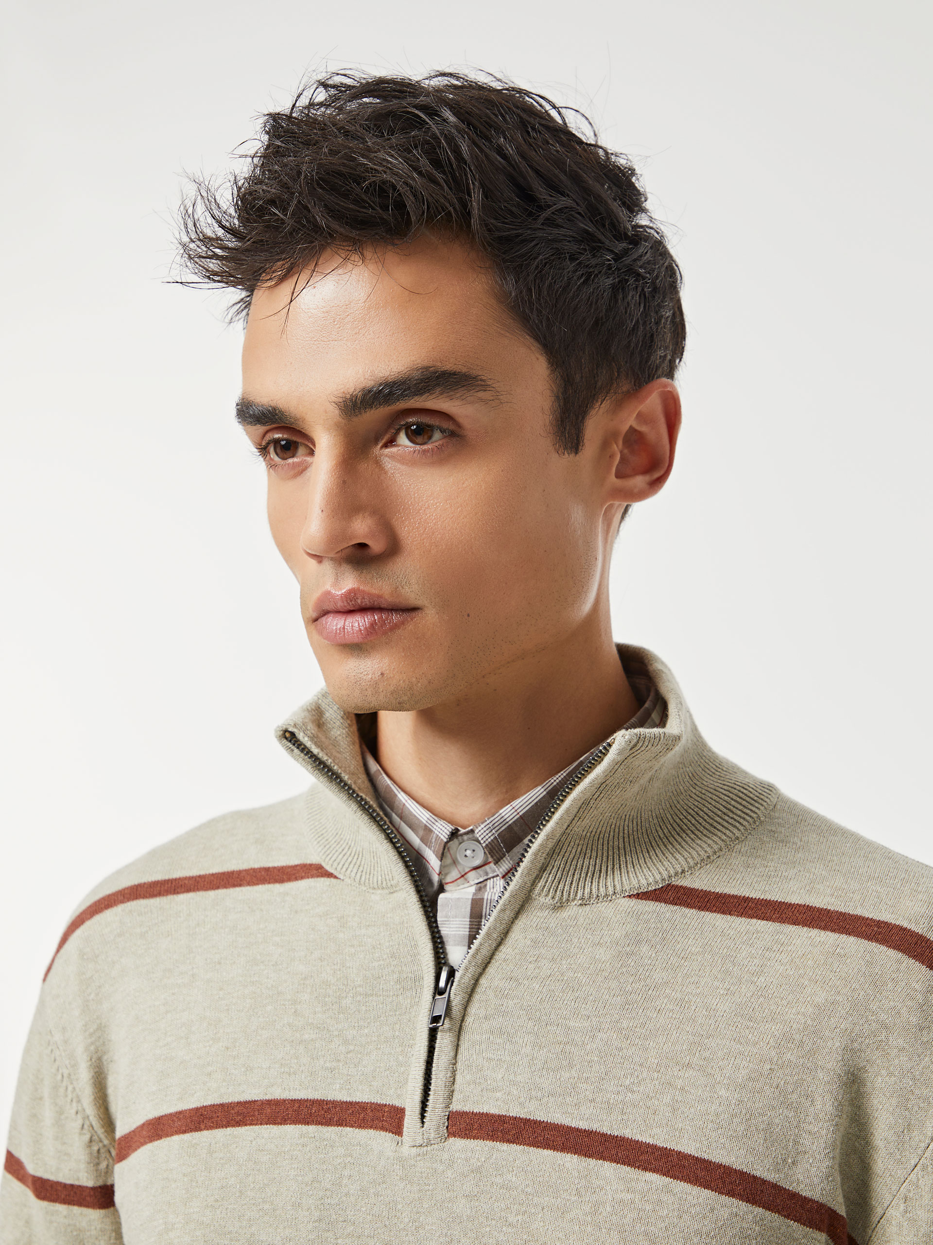 Camisola de malha às riscas