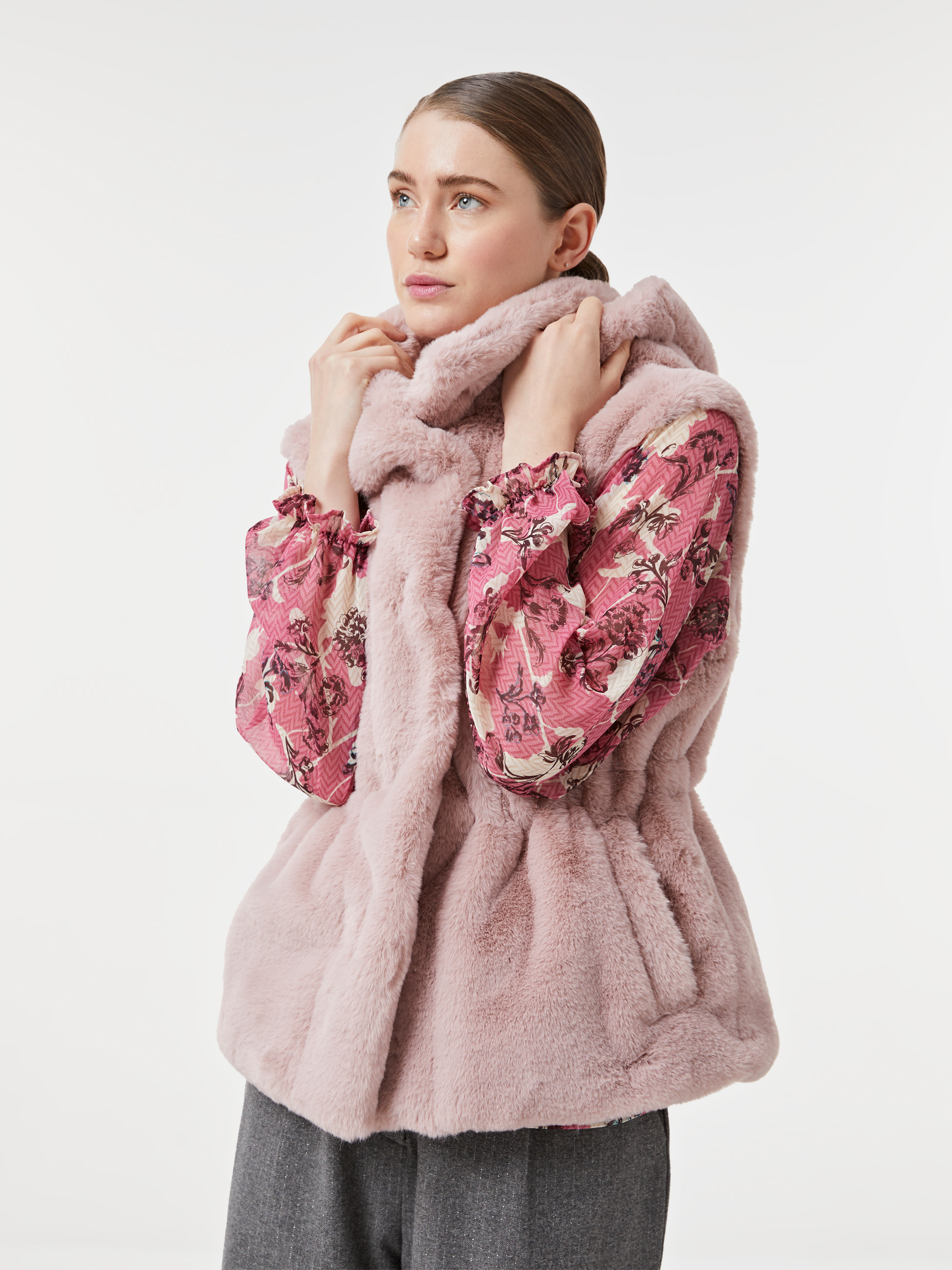 Colete pelo sintético