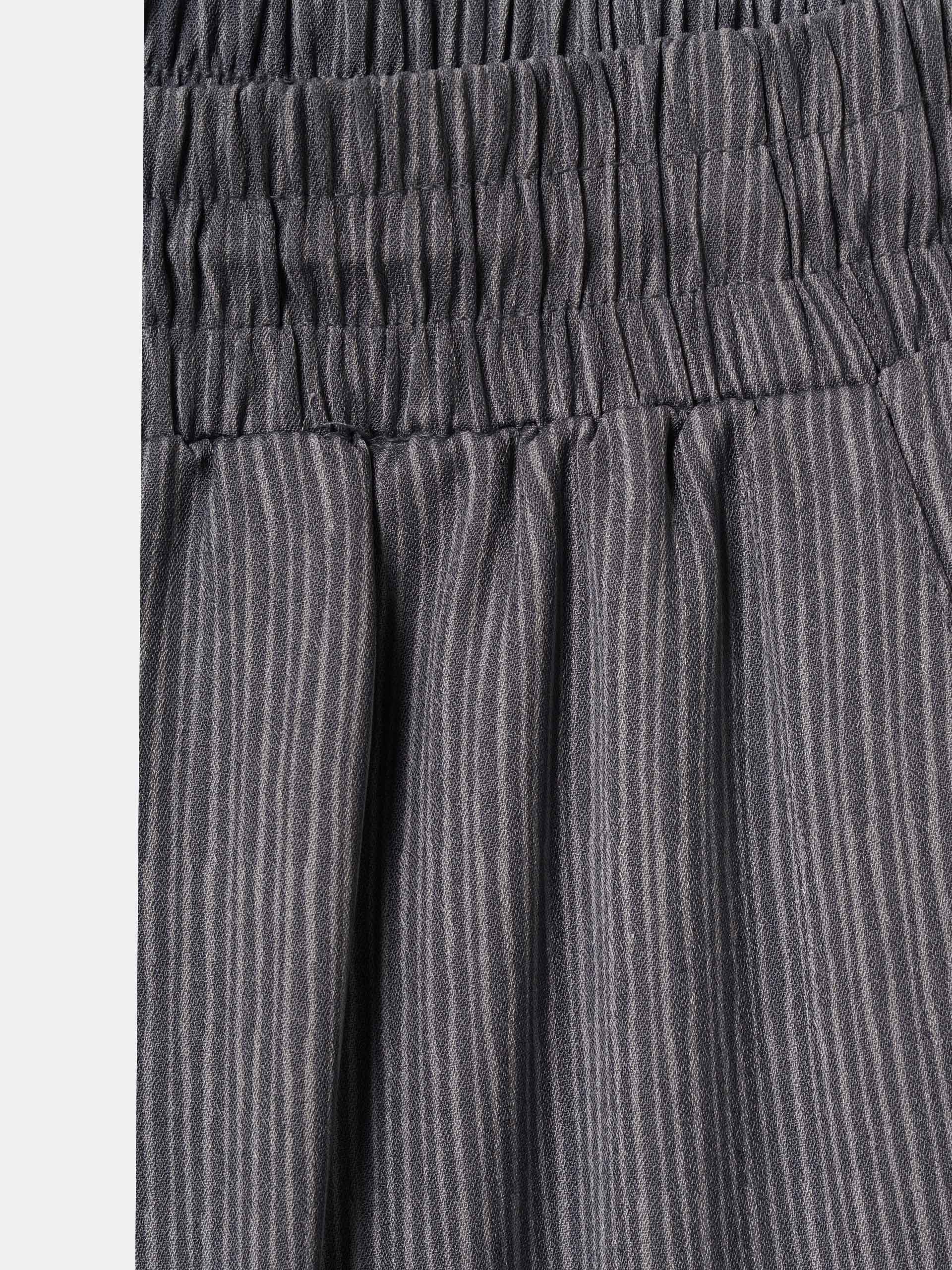 Calças jogger fluidas