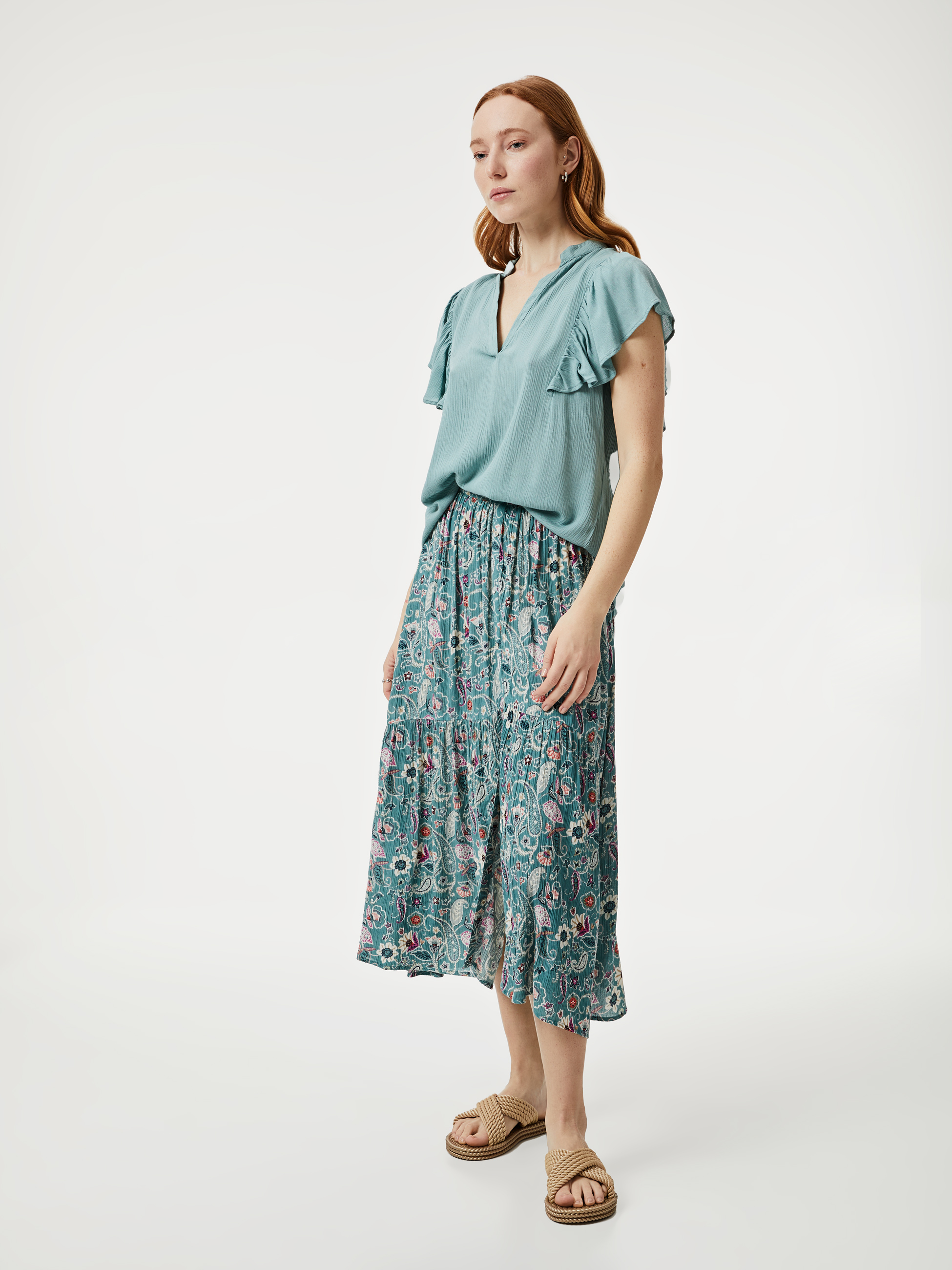 Blusa com folho nas mangas