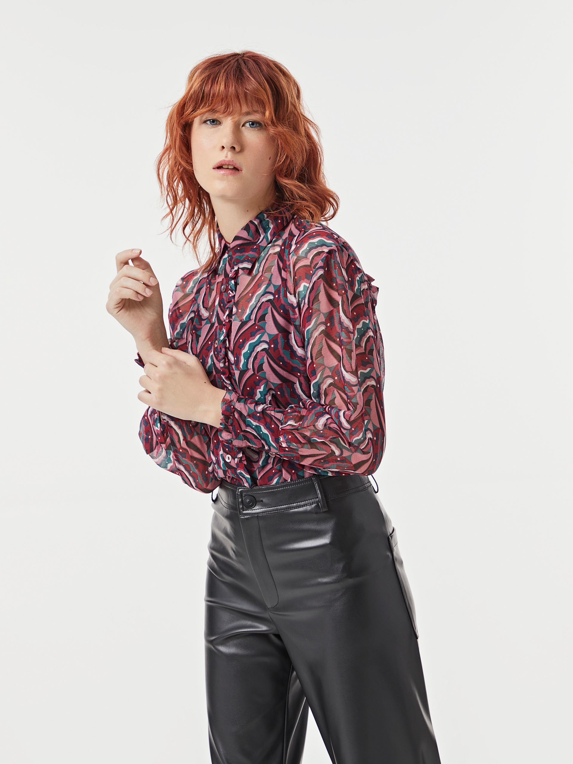 Camisa com transparência