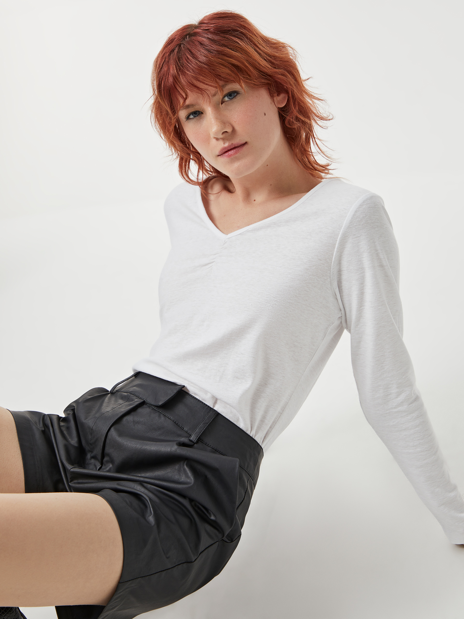 Calções efeito pele