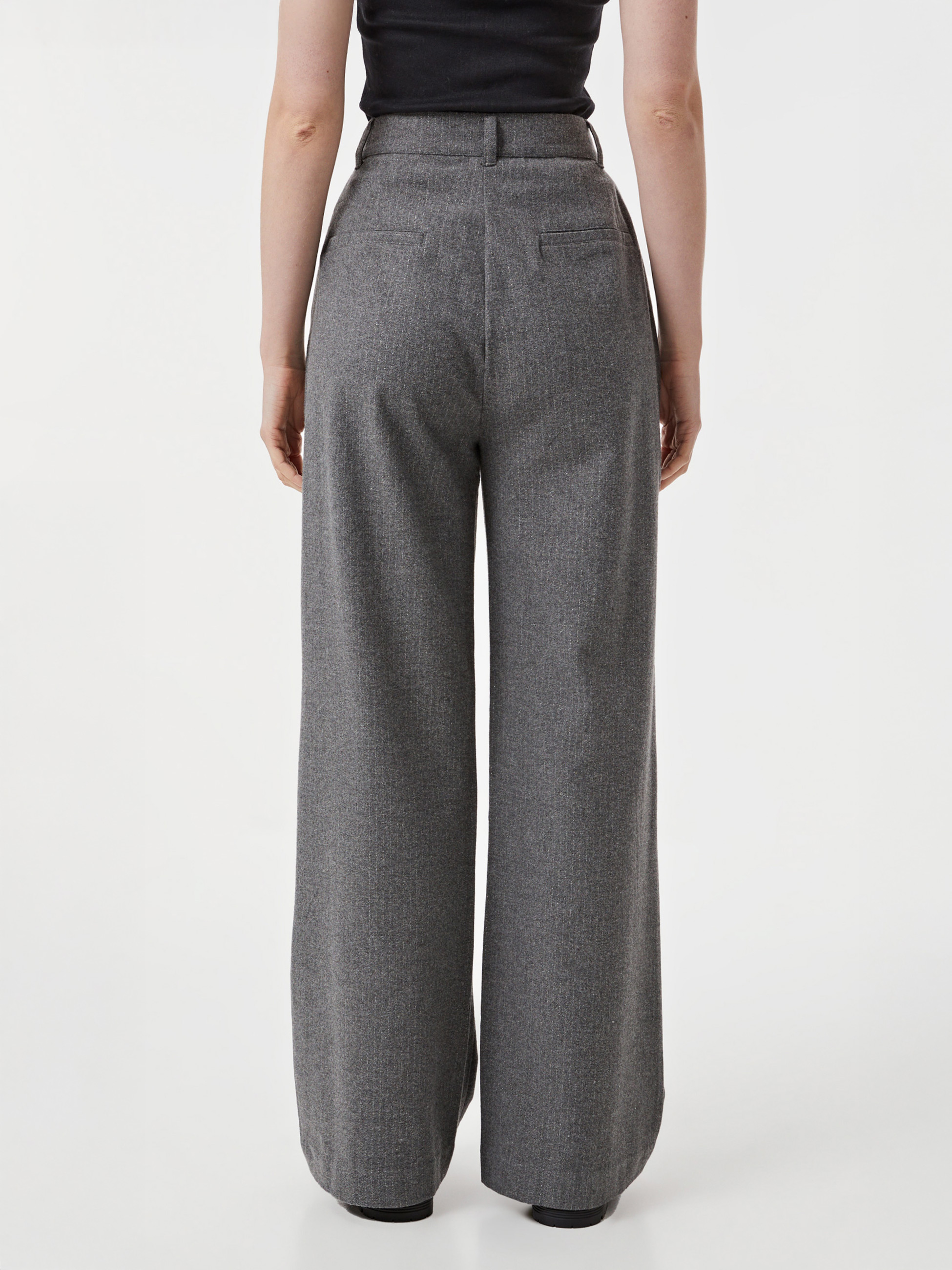 Calças às riscas com brilho