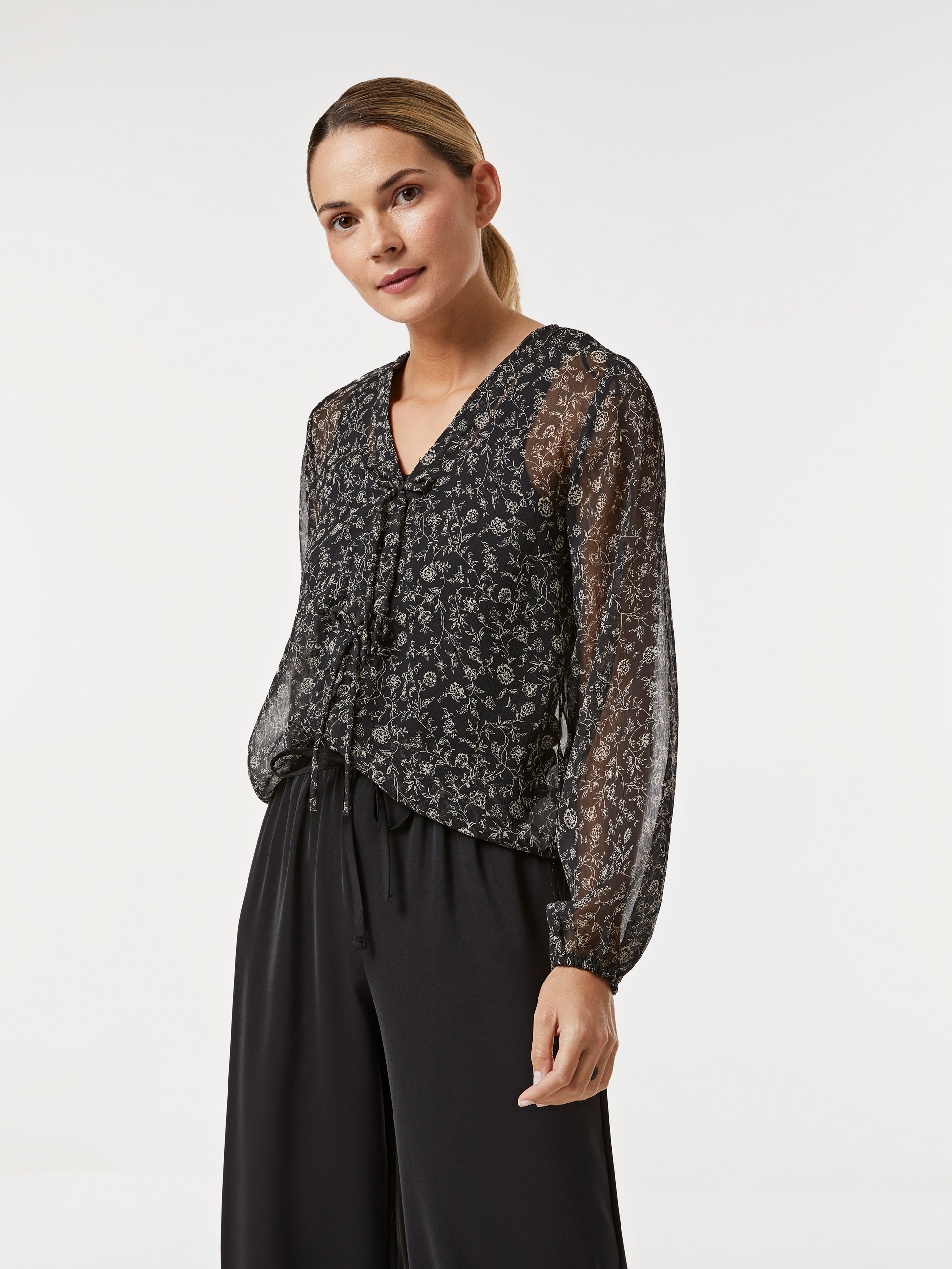 Camisa com transparência