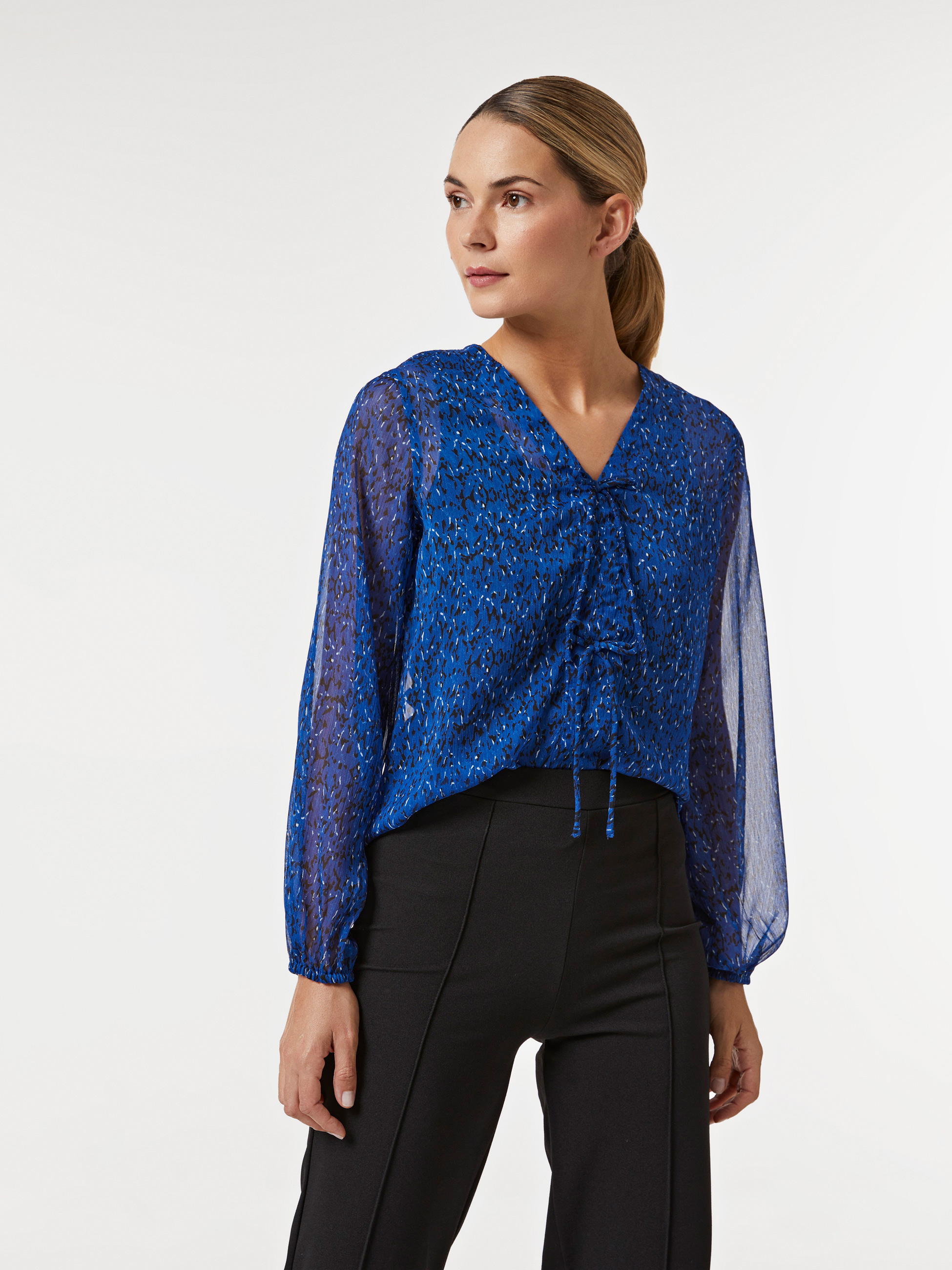 Camisa com transparência