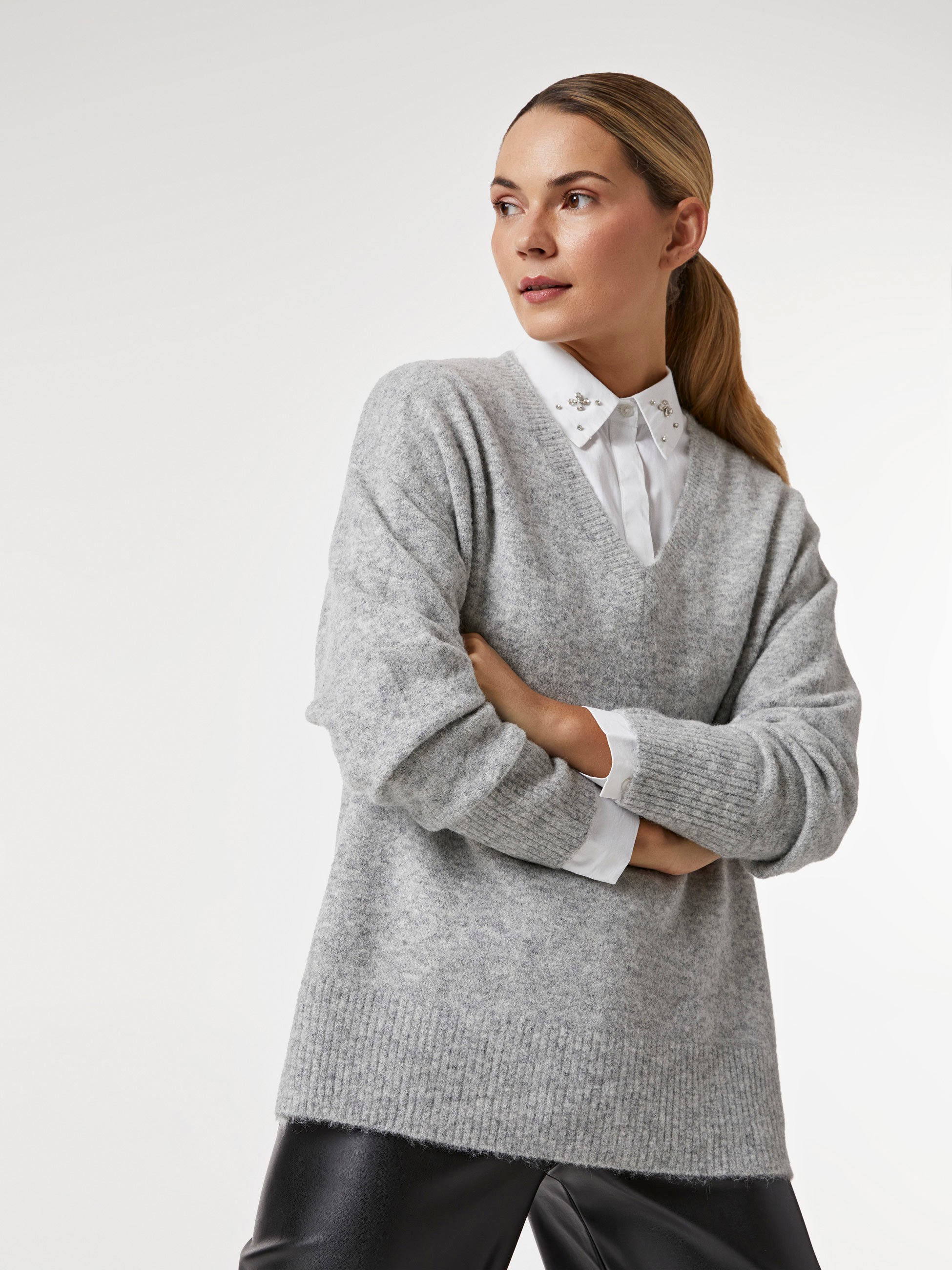 Camisola malha decote em V