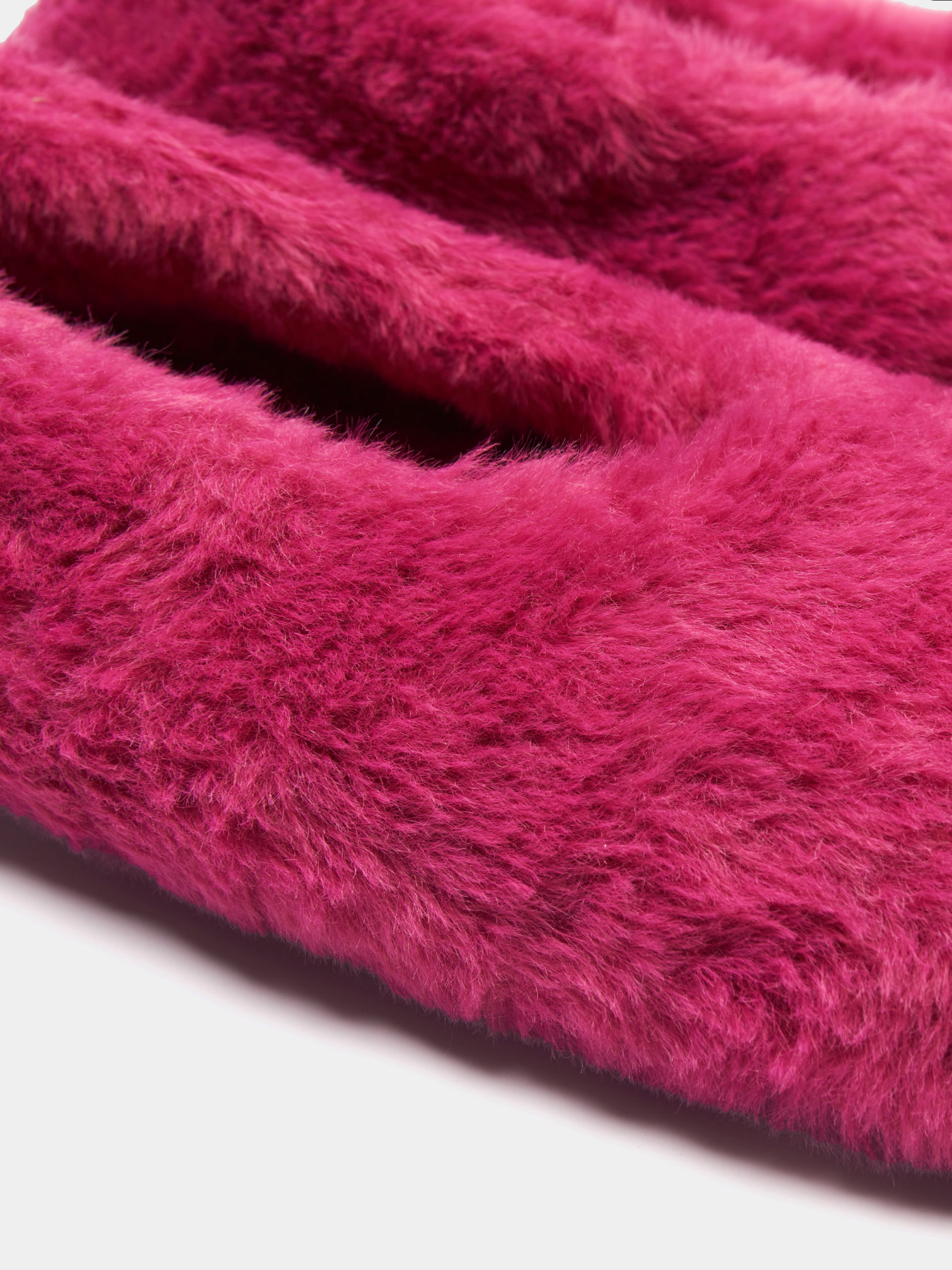 Pantufas pelo sintético