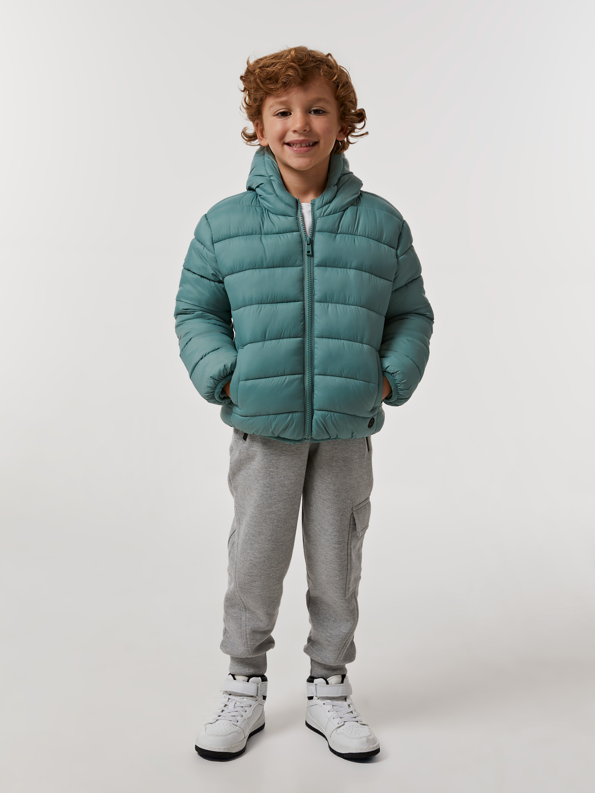 Casaco acolchoado com capuz