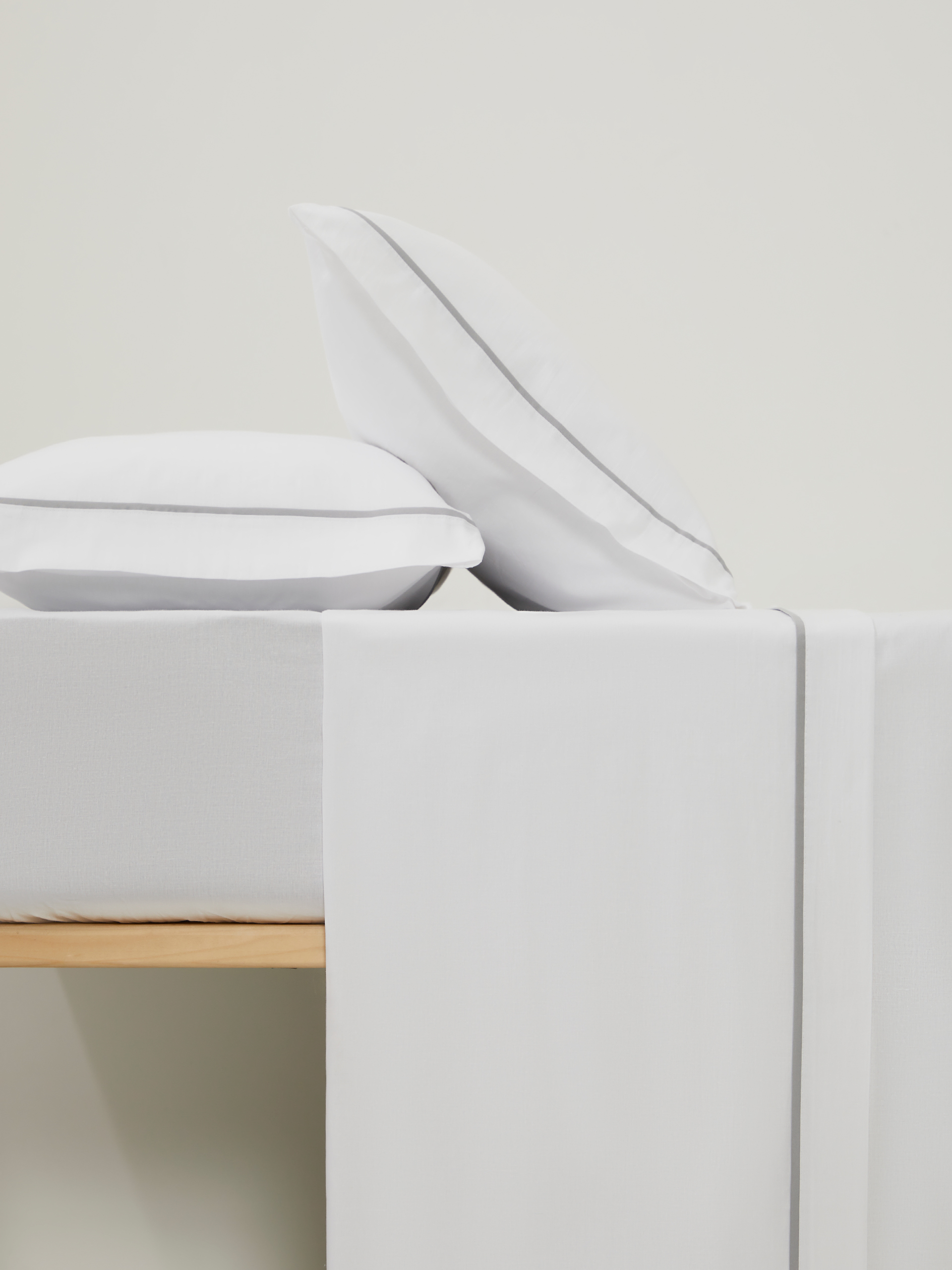 Lençol de cima vivo cinzento