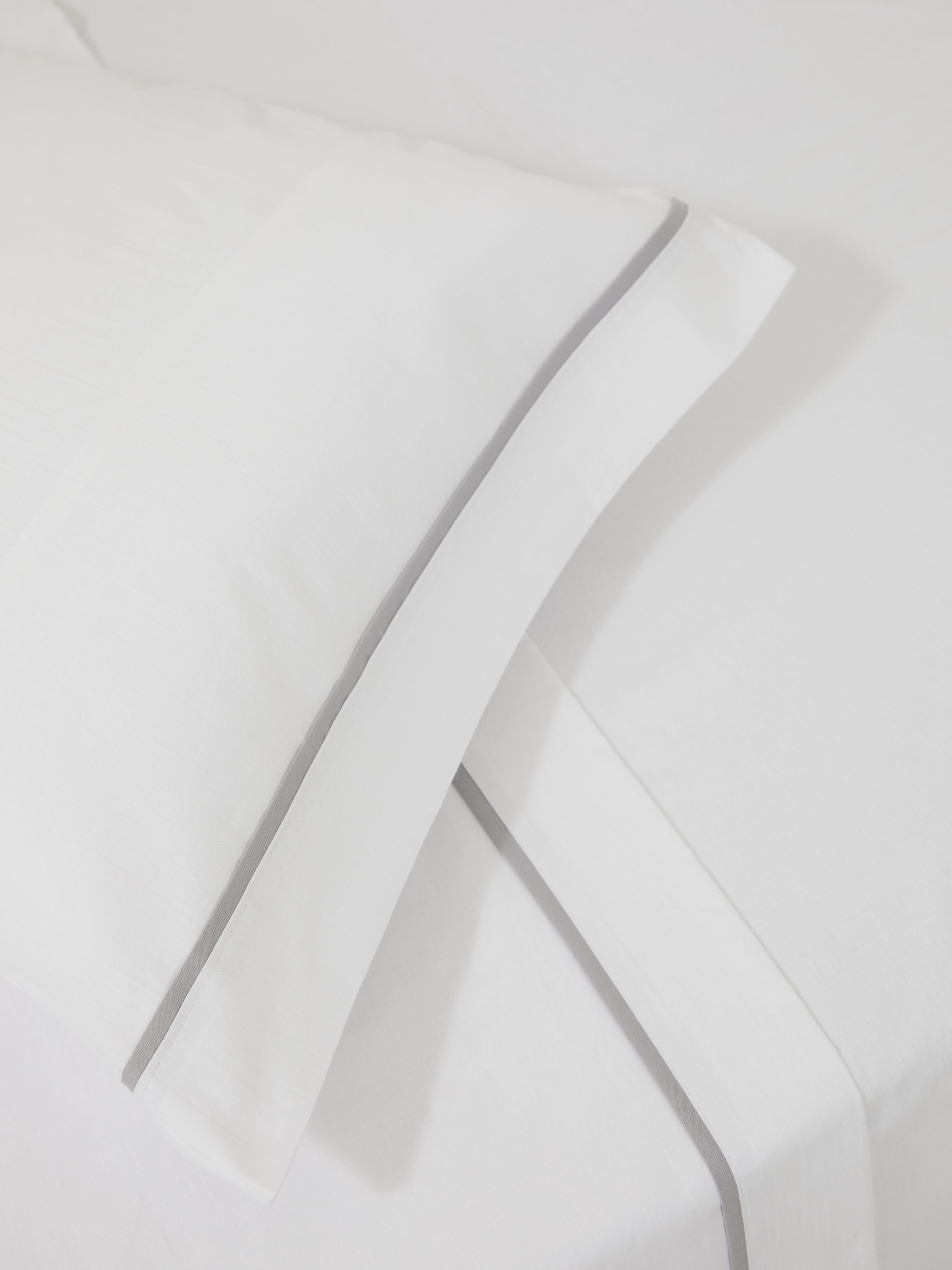 Lençol de cima vivo cinzento