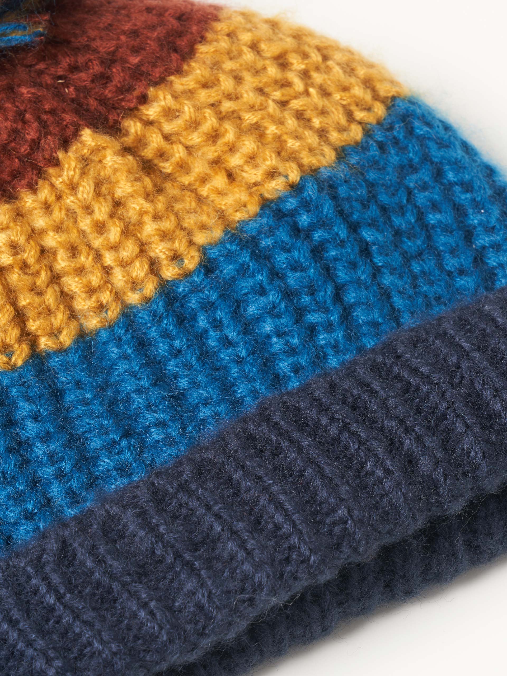 Gorro malha com pompom