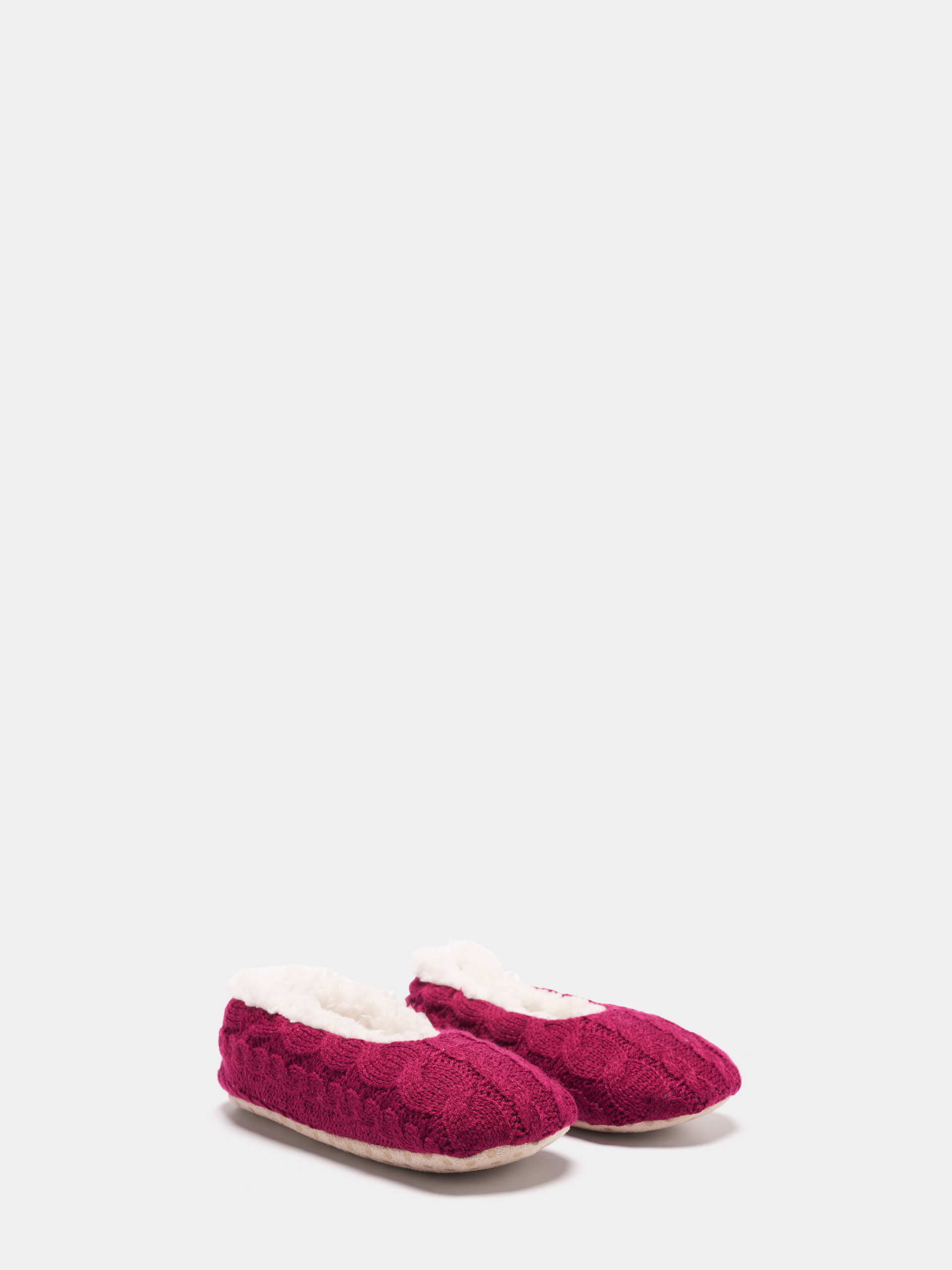 Pantufas efeito entrançado