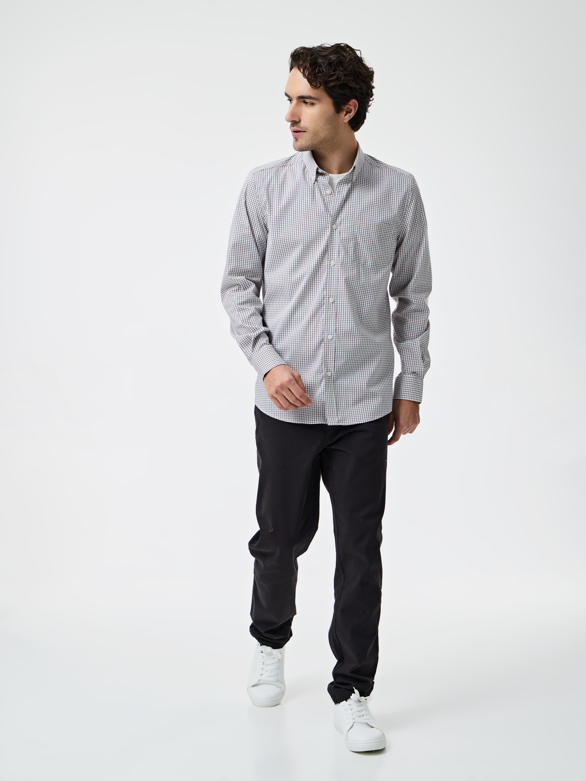 Camisa com Riscas Discretas