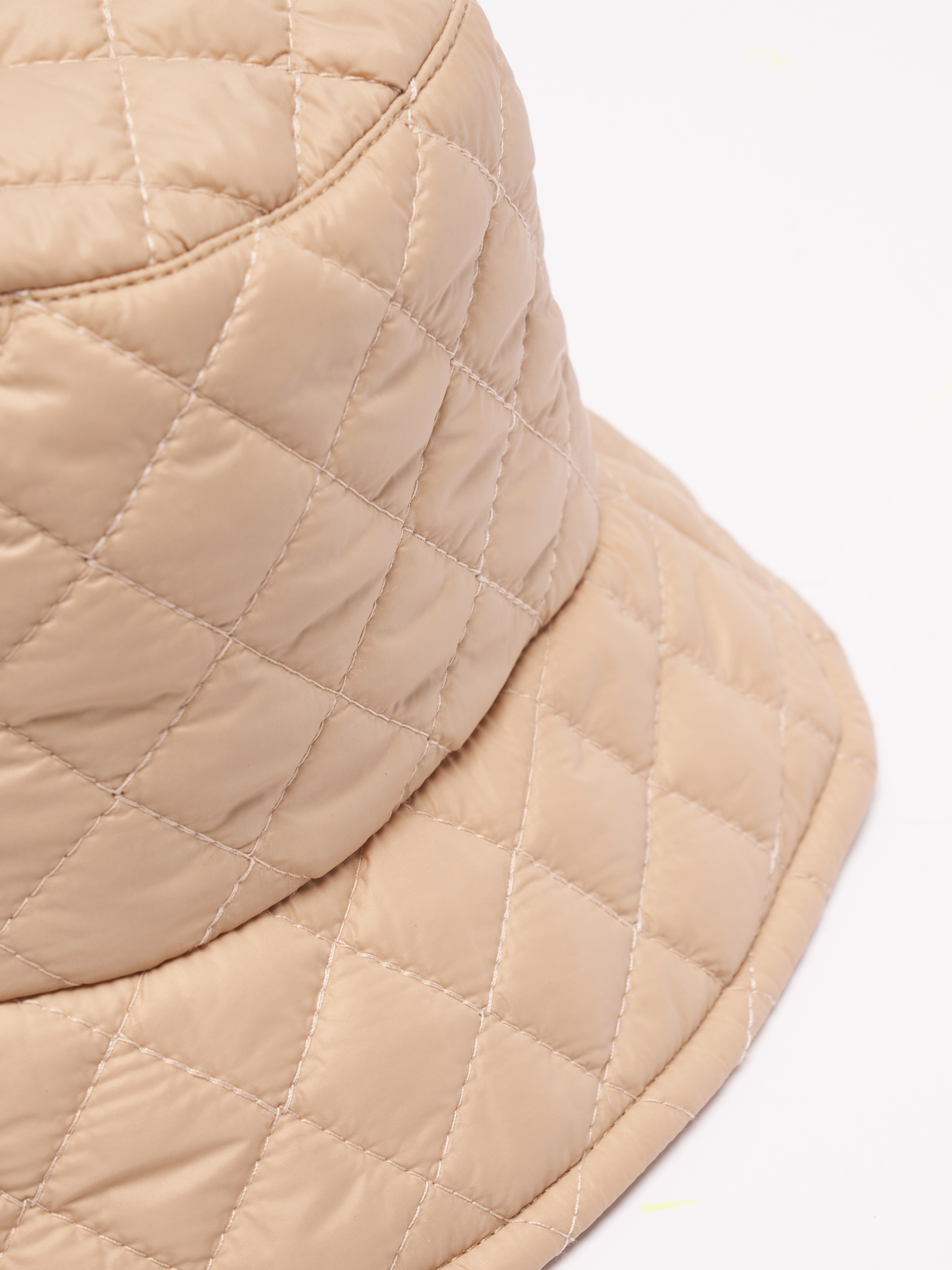 Chapéu bucket acolchoado