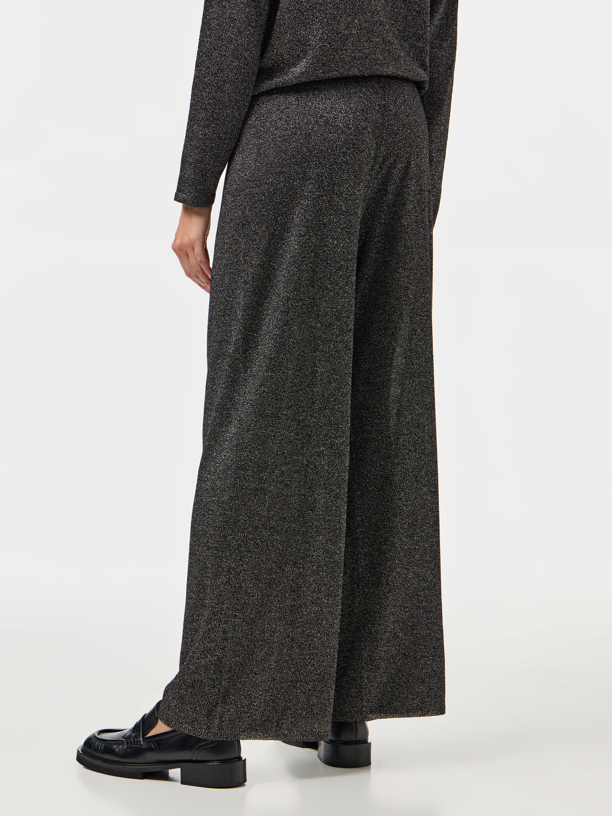 Calça larga em malha