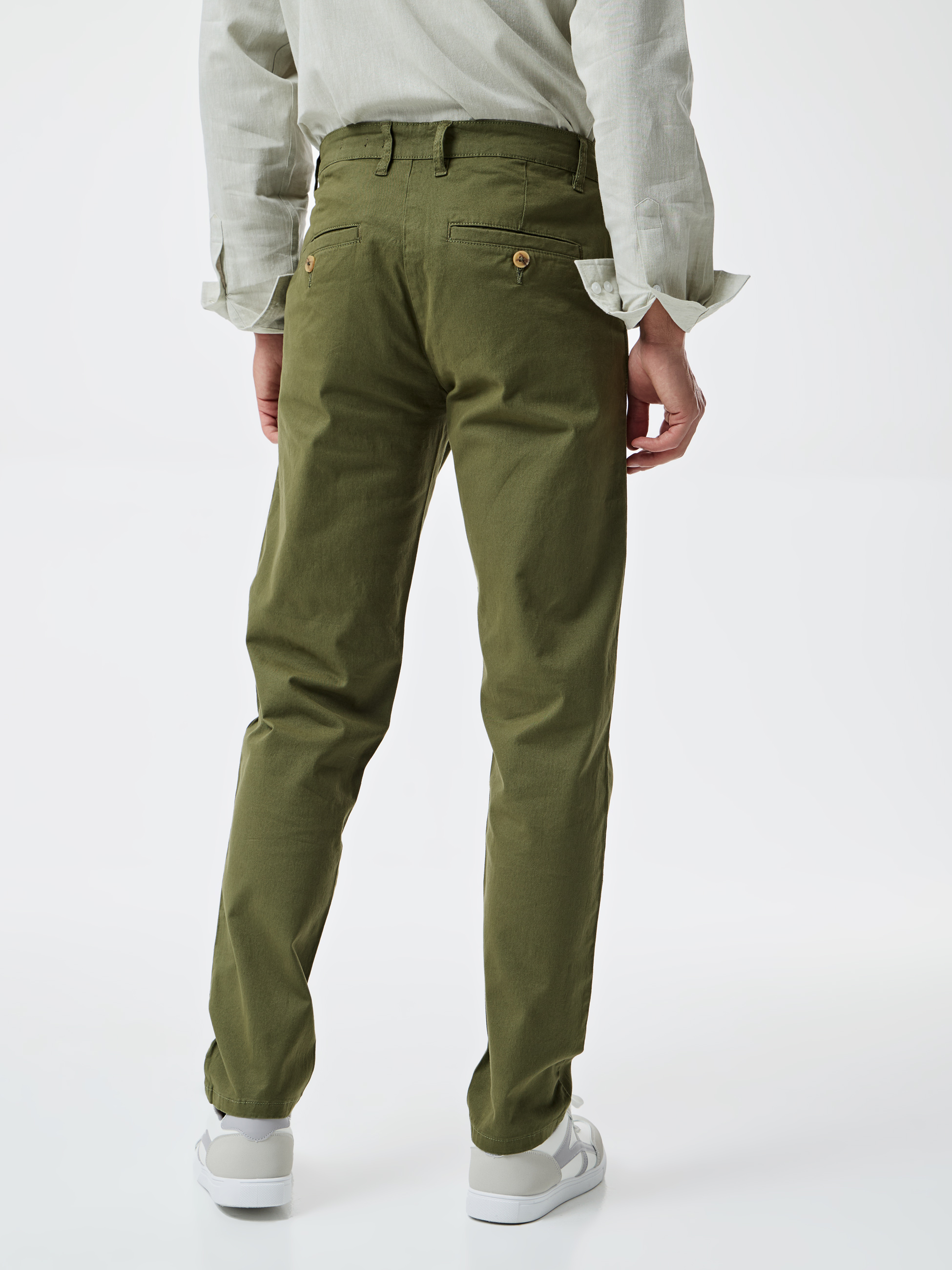 Calças com Corte Slim