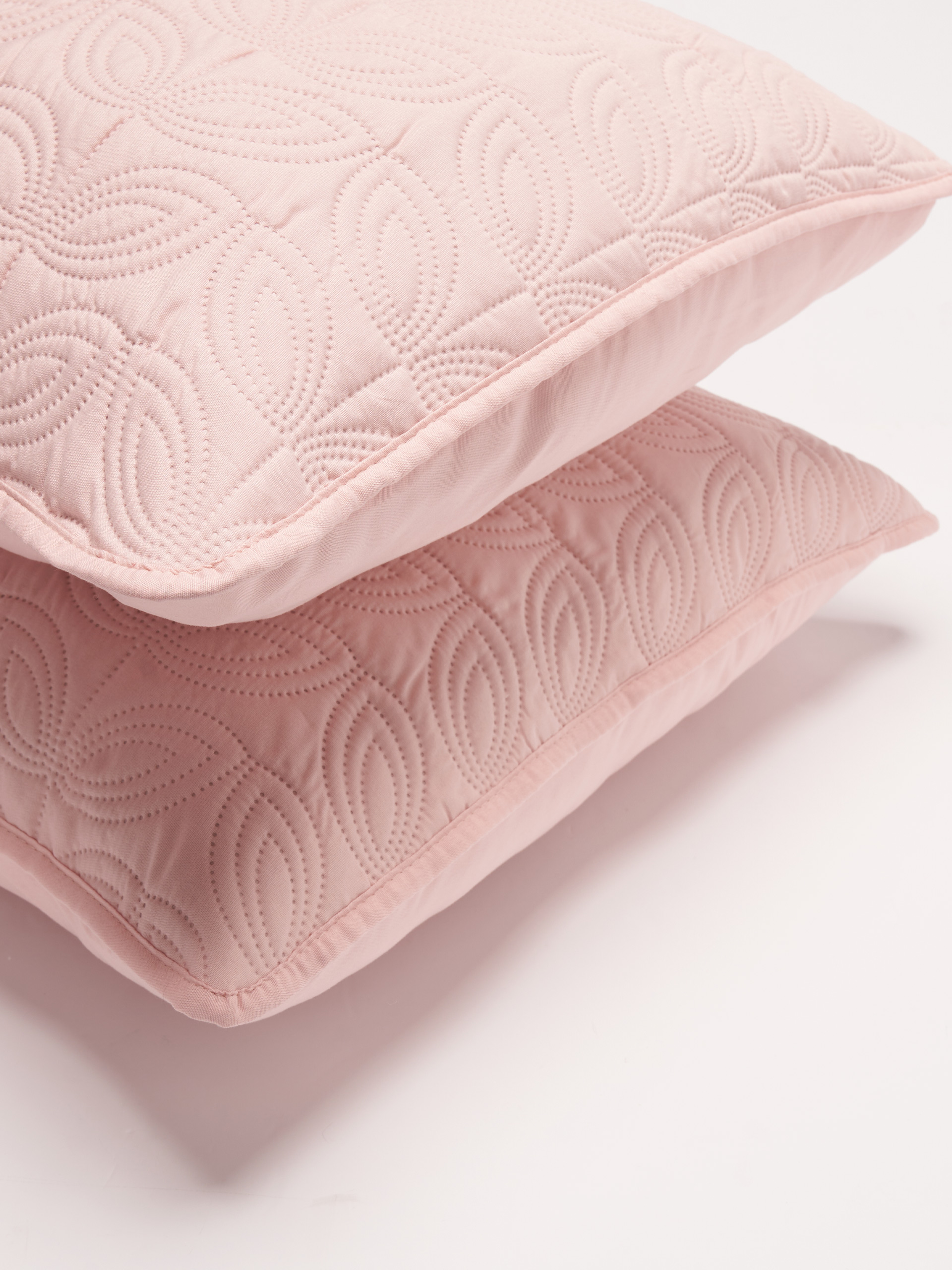 Fronha Decorativa com Relevo