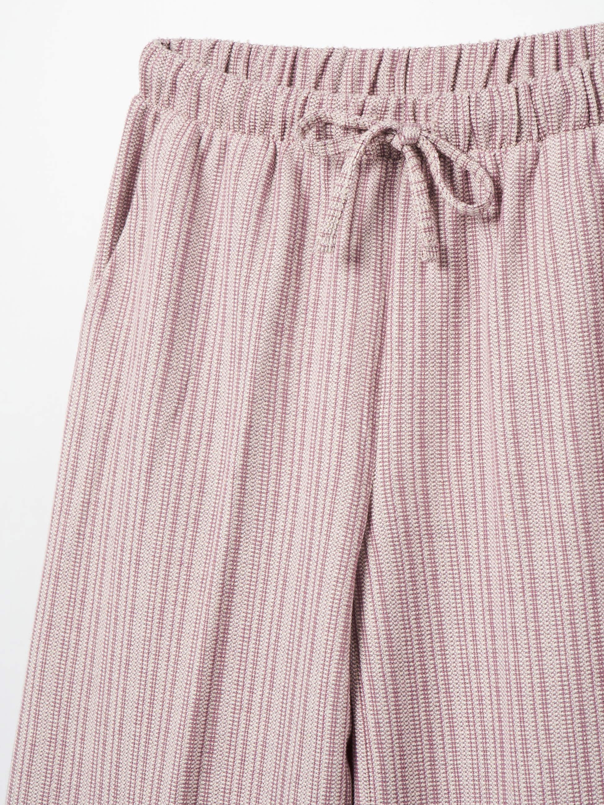 Calças com cintura elástica