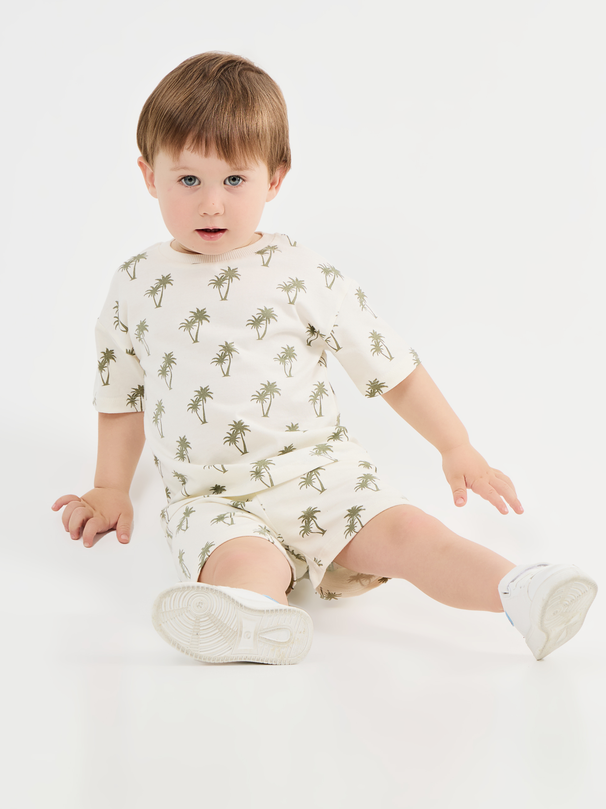 Conjunto com palmeiras