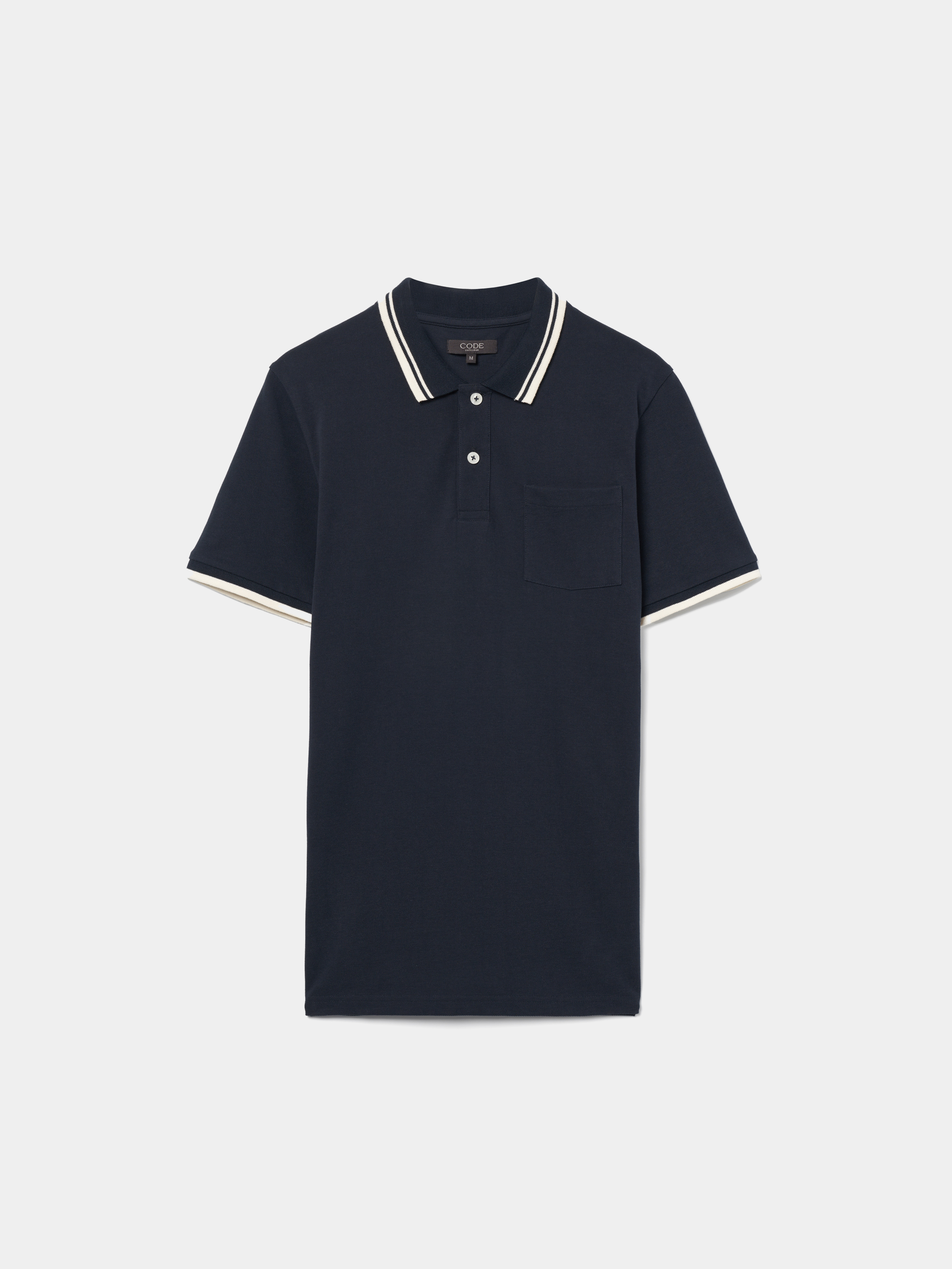 Polo com gola detalhada