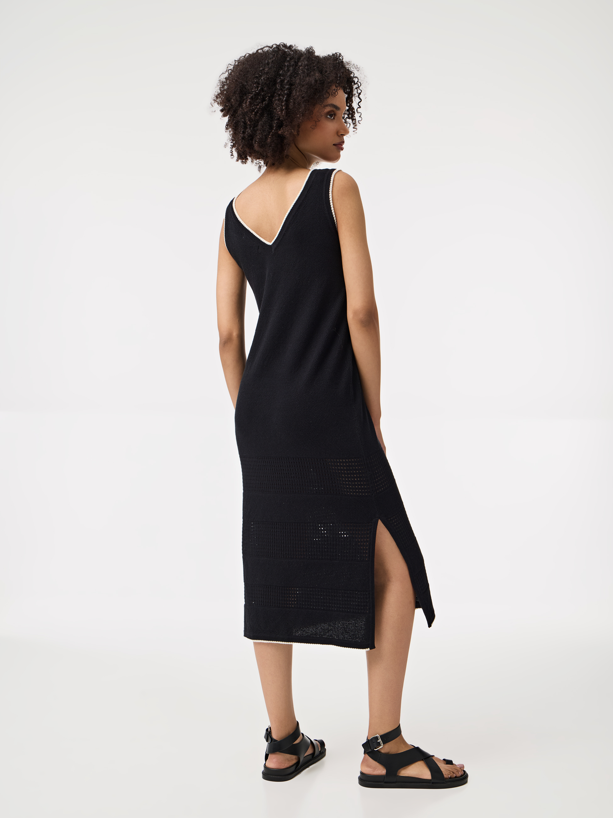 Vestido midi bordado