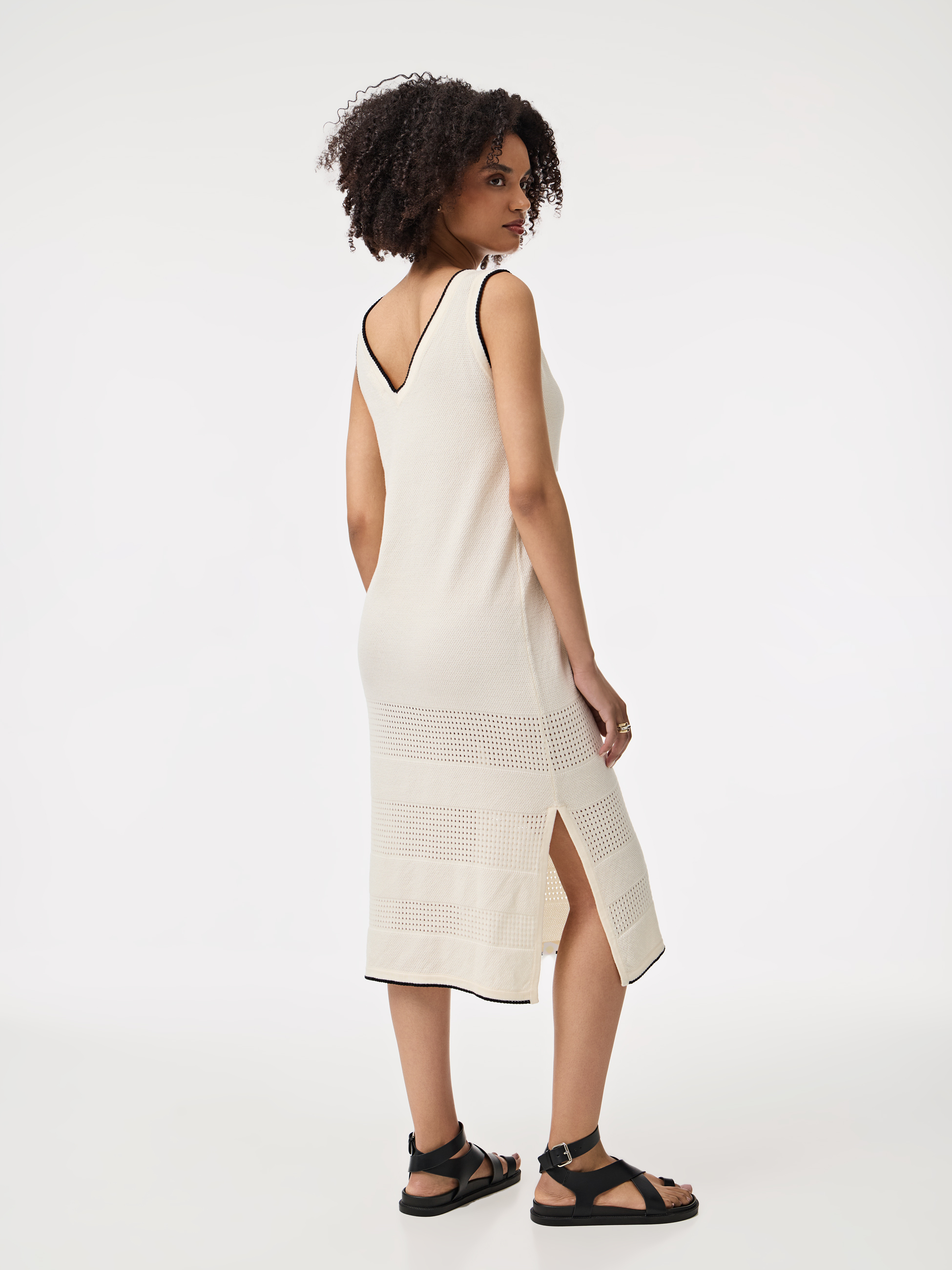 Vestido midi bordado