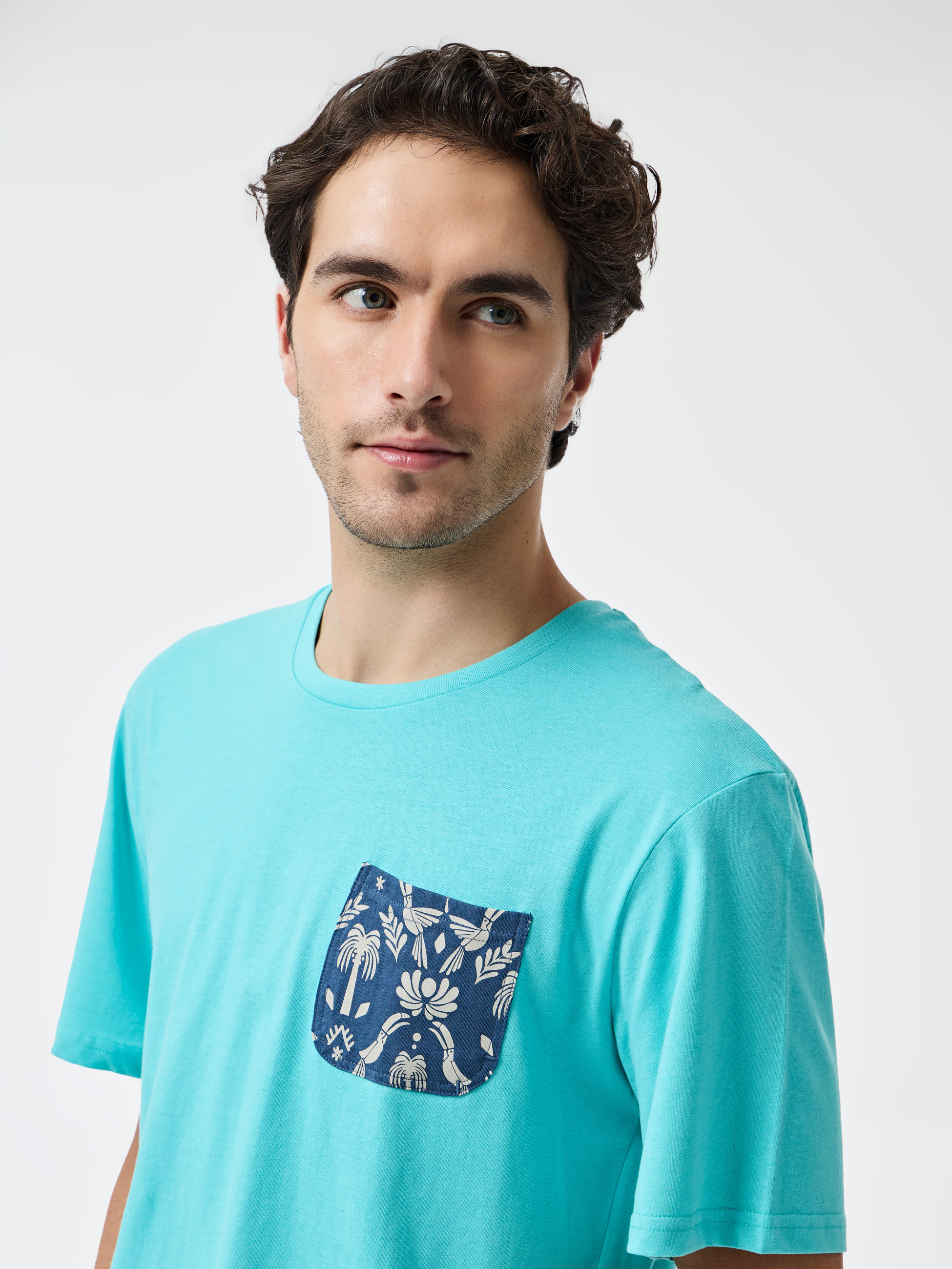 T-shirt com Estampado