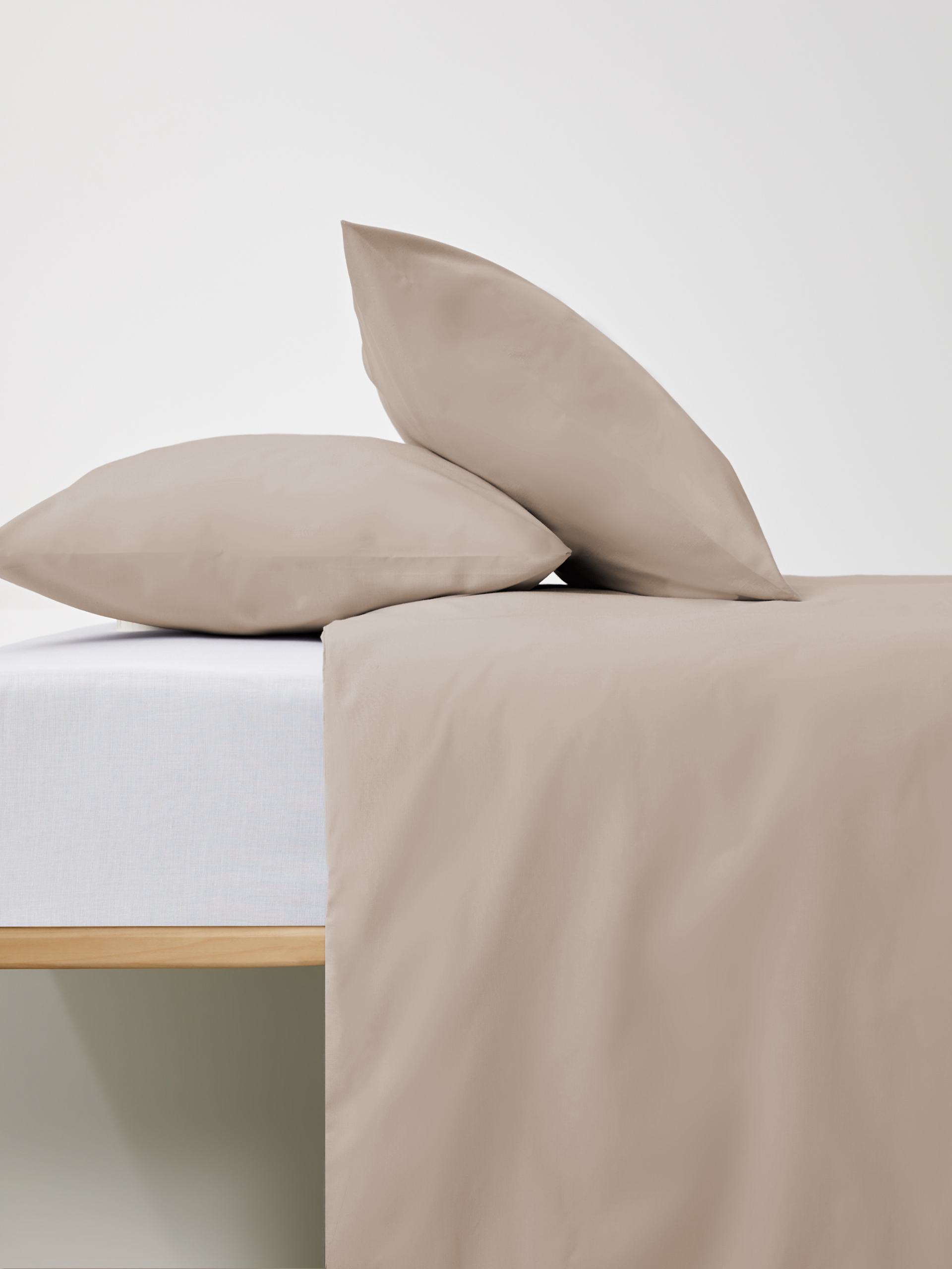 Capa edredão casal lisa