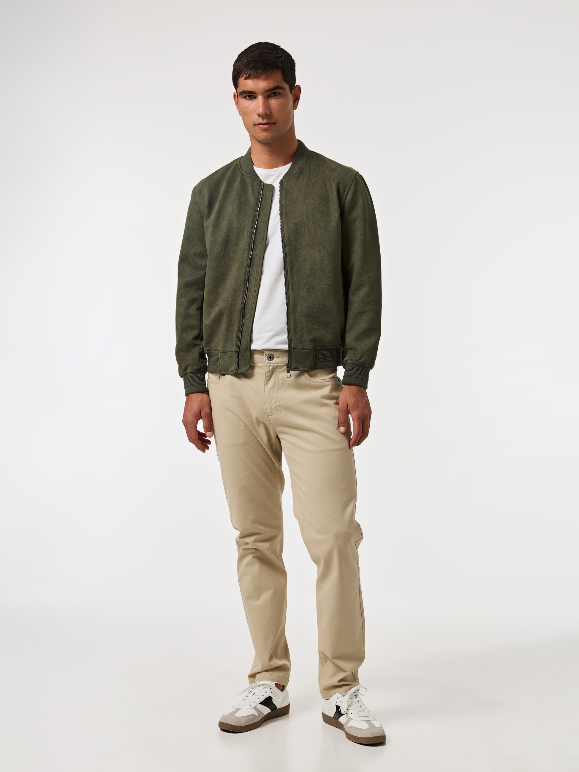 Blusão estilo bomber