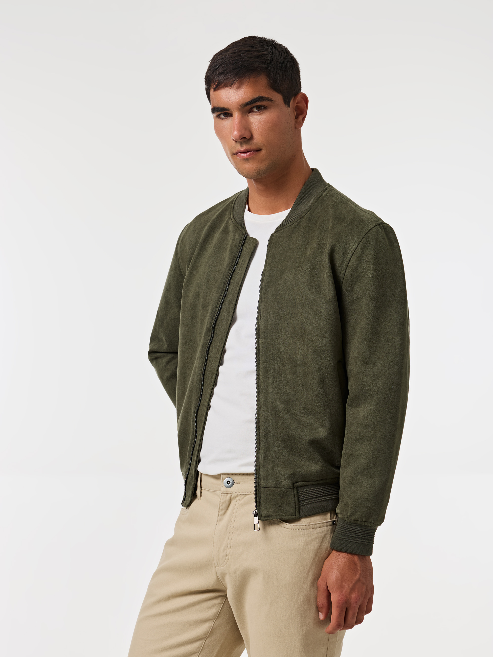 Blusão estilo bomber