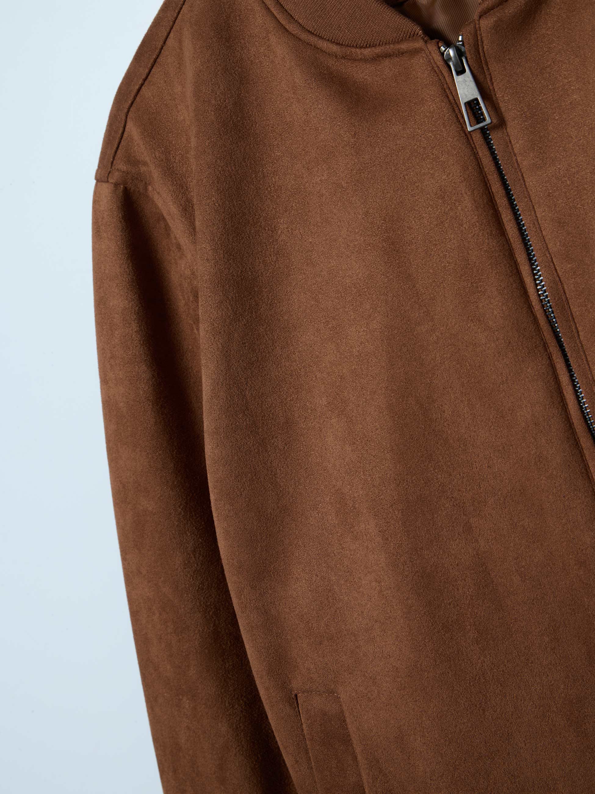 Blusão estilo bomber