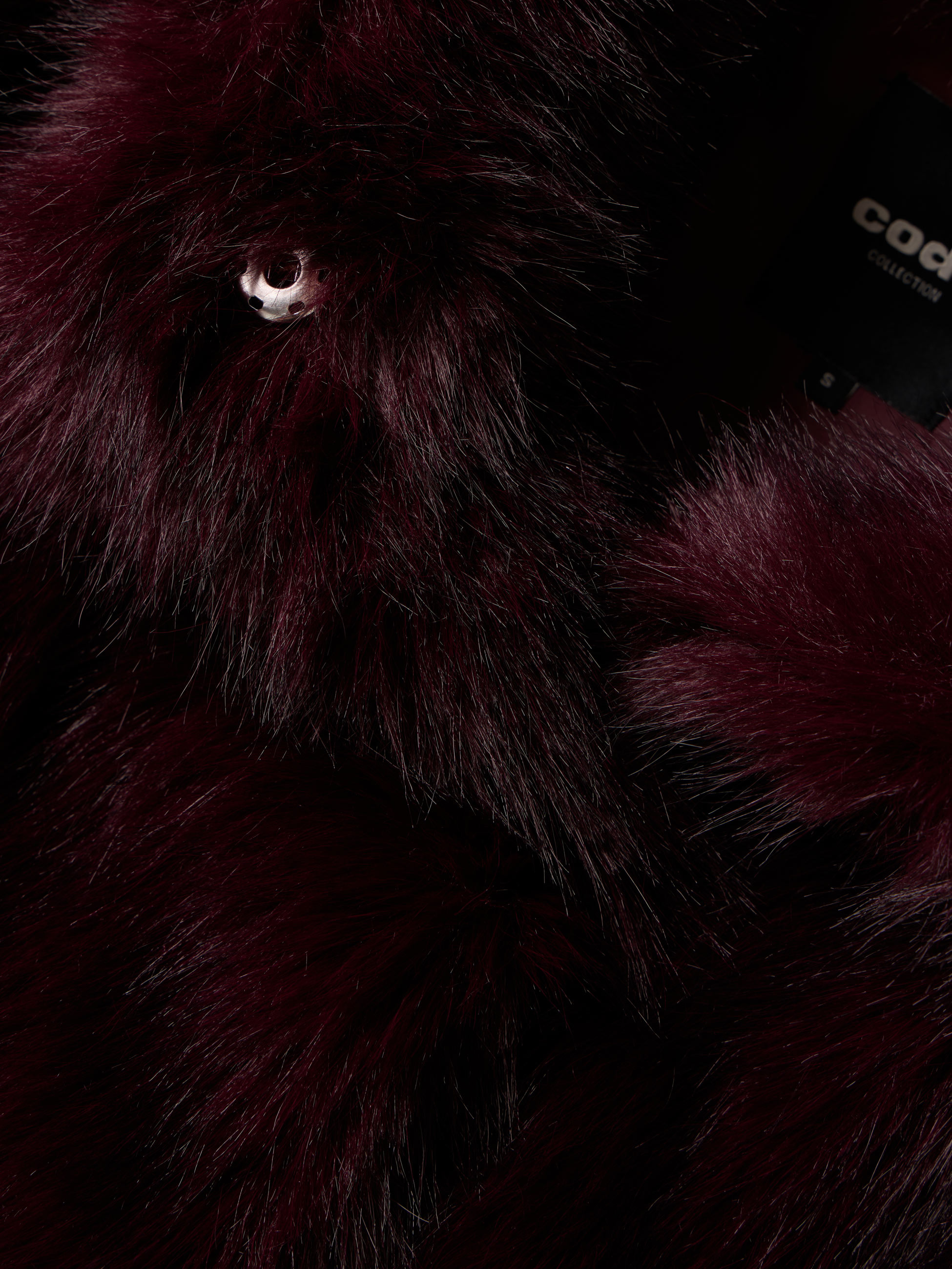 Casaco de pelo com carapuço