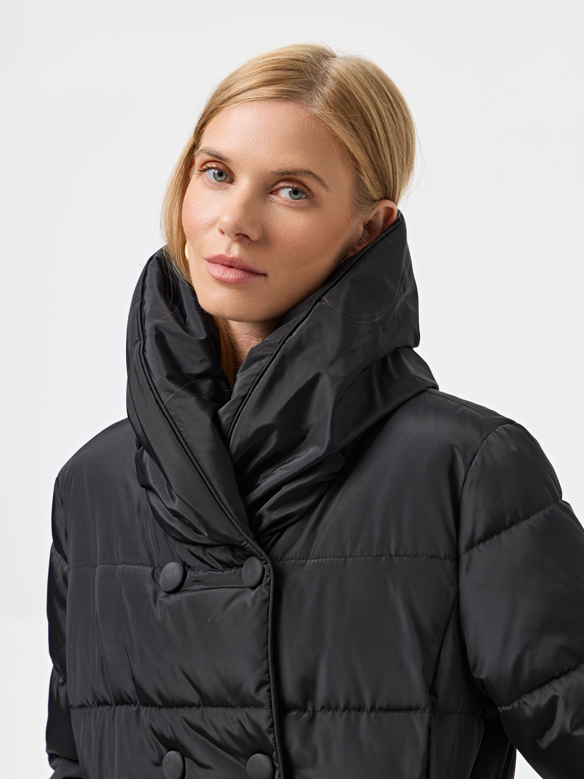 Casaco com abotoamento duplo