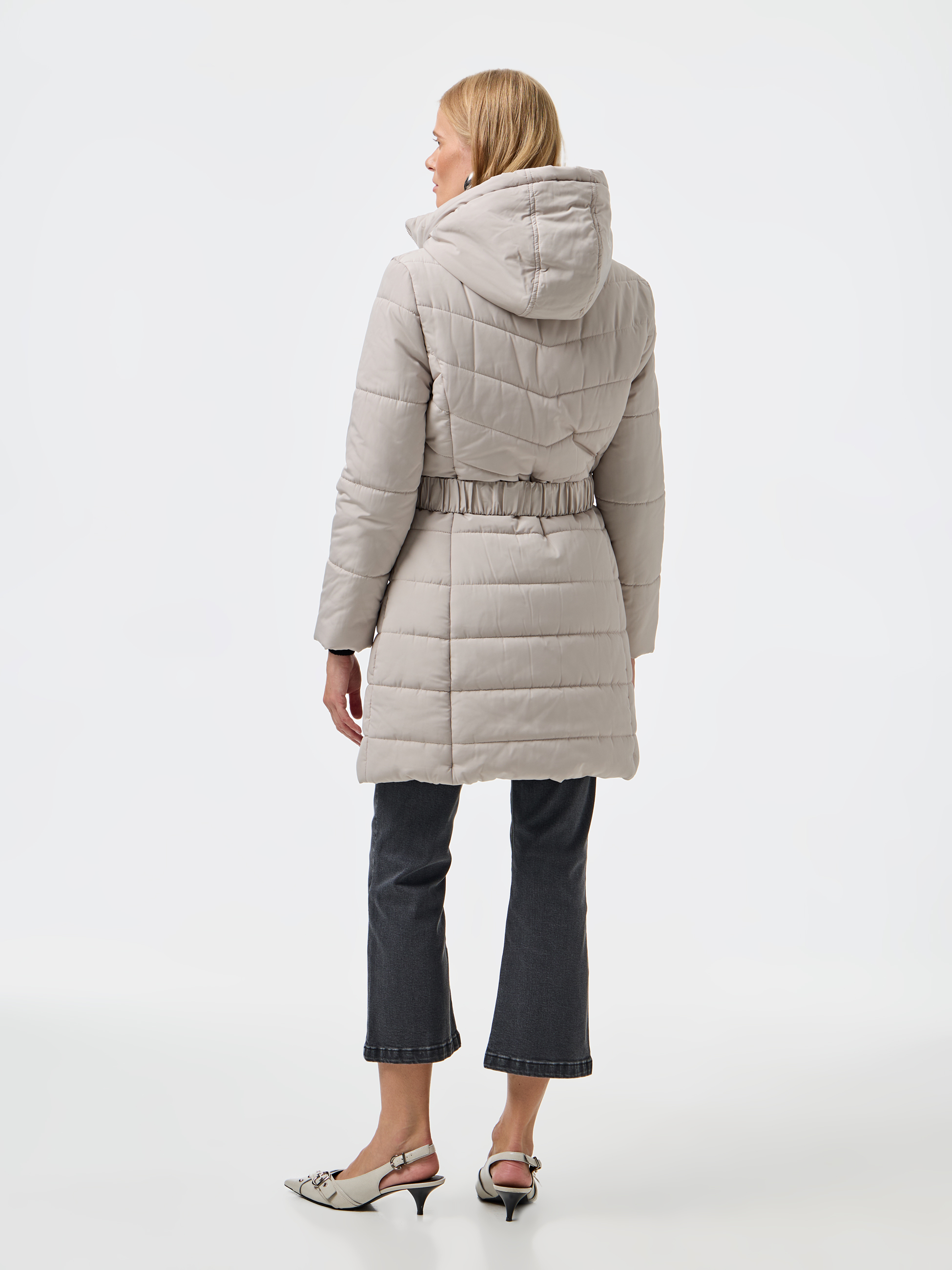 Casaco acolchoado com carapuço