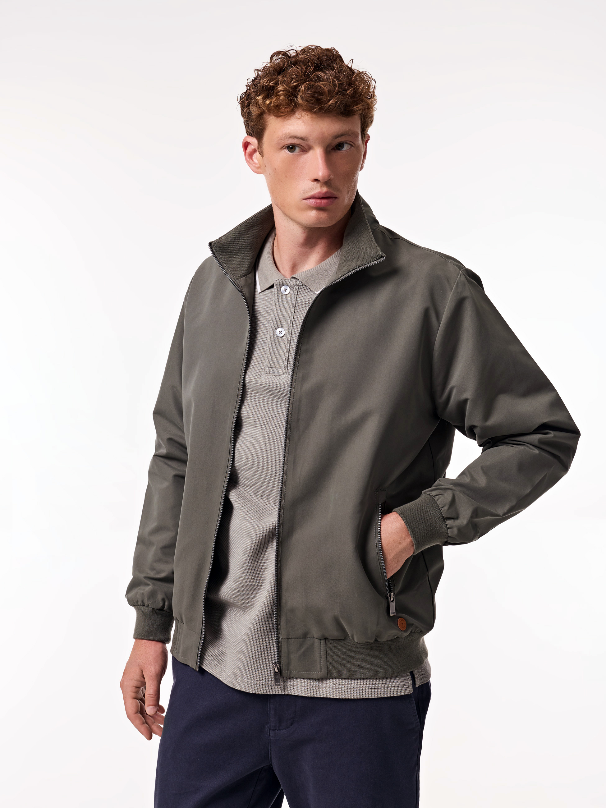 Blusão estilo bomber