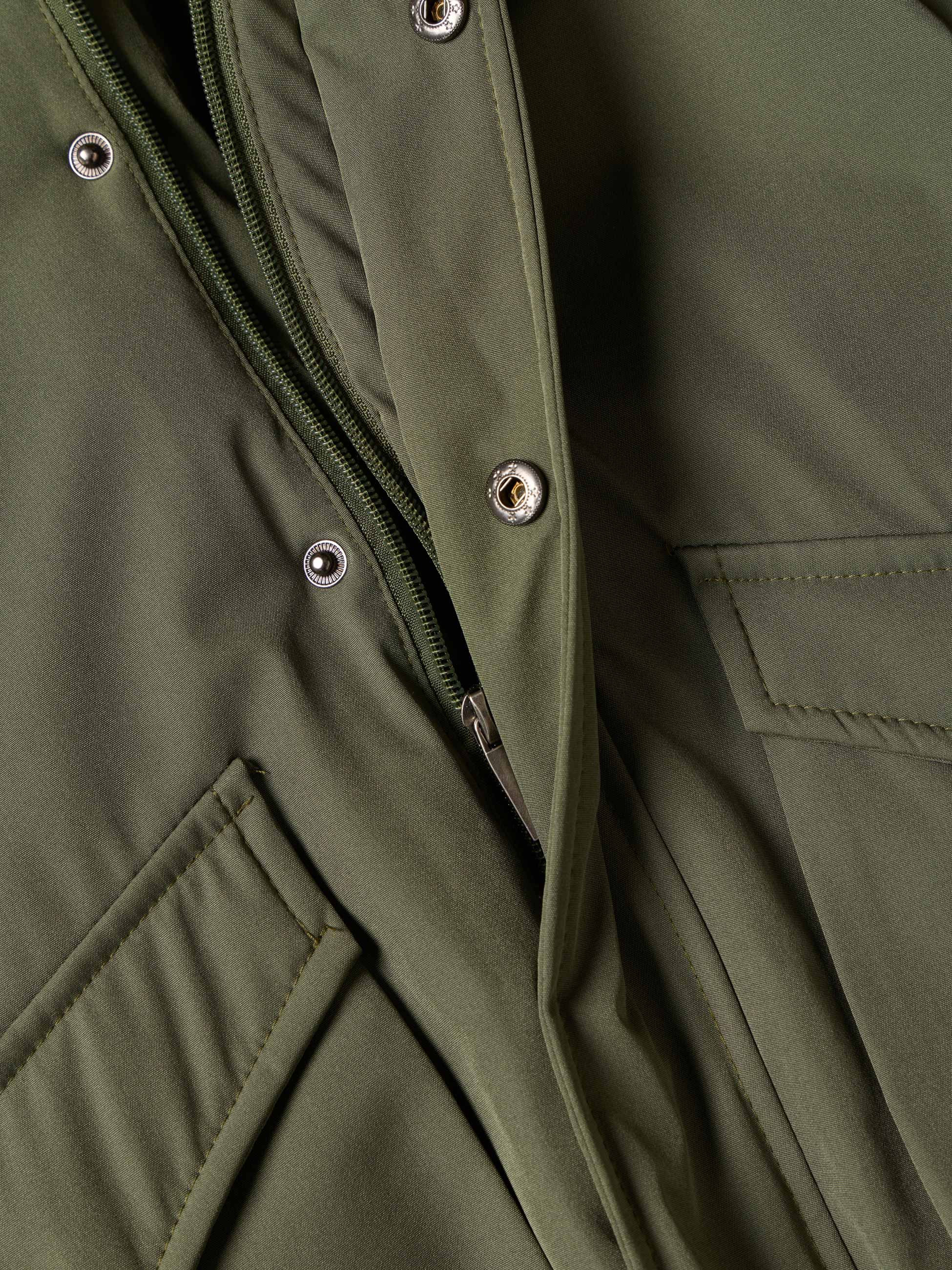 Casaco com carapuço