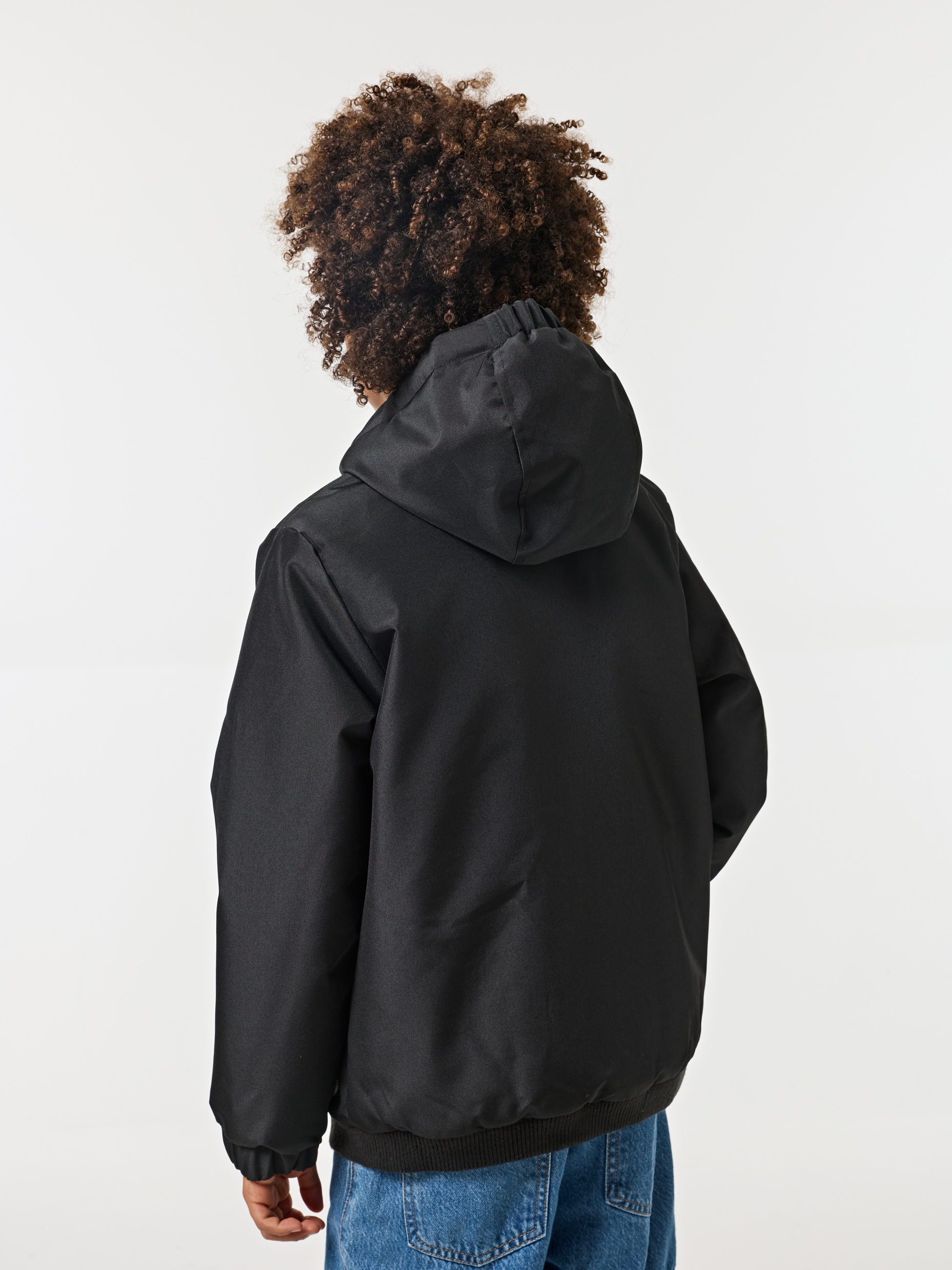 Casaco com carapuço