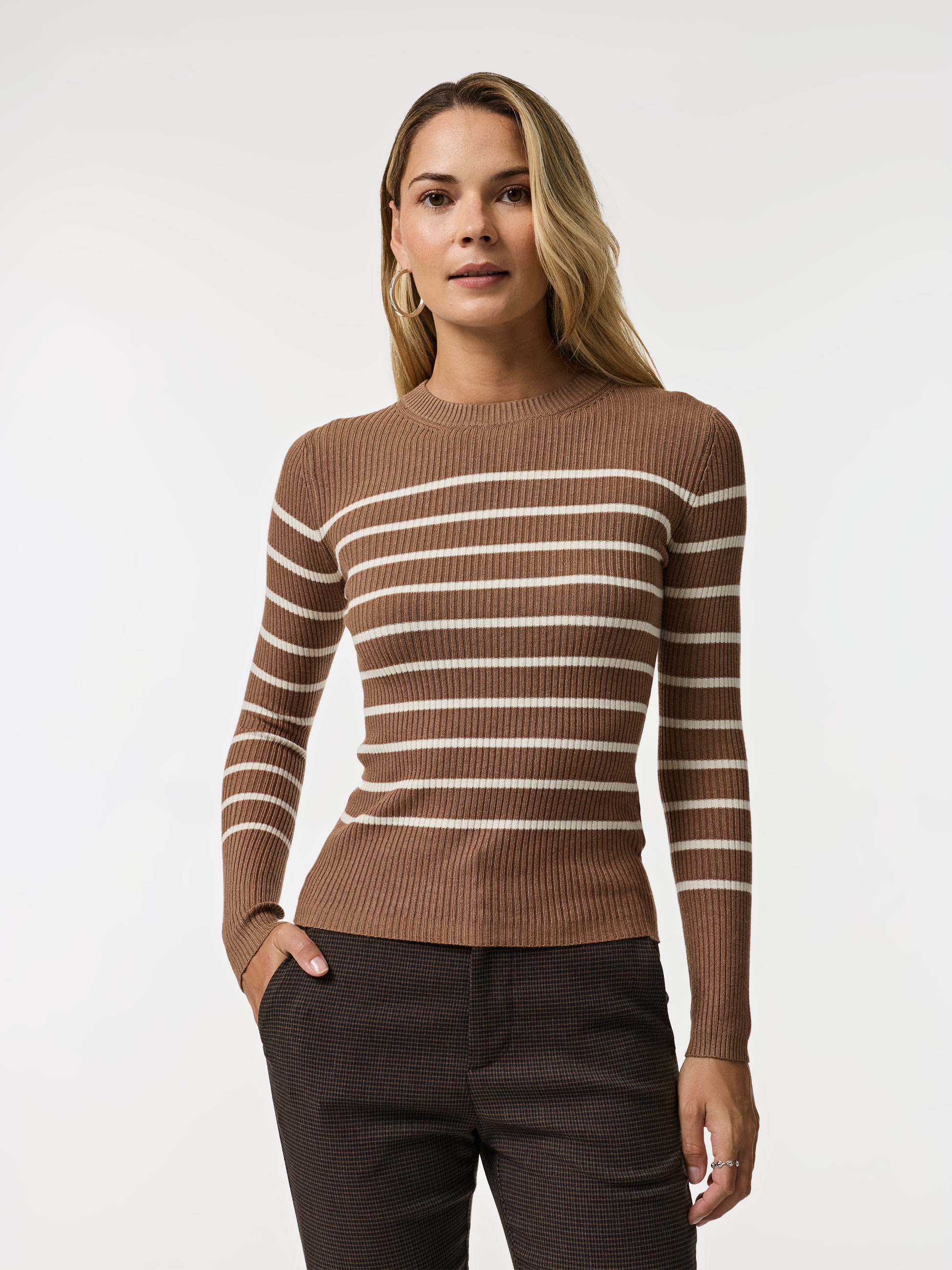 Camisola canelada com riscas