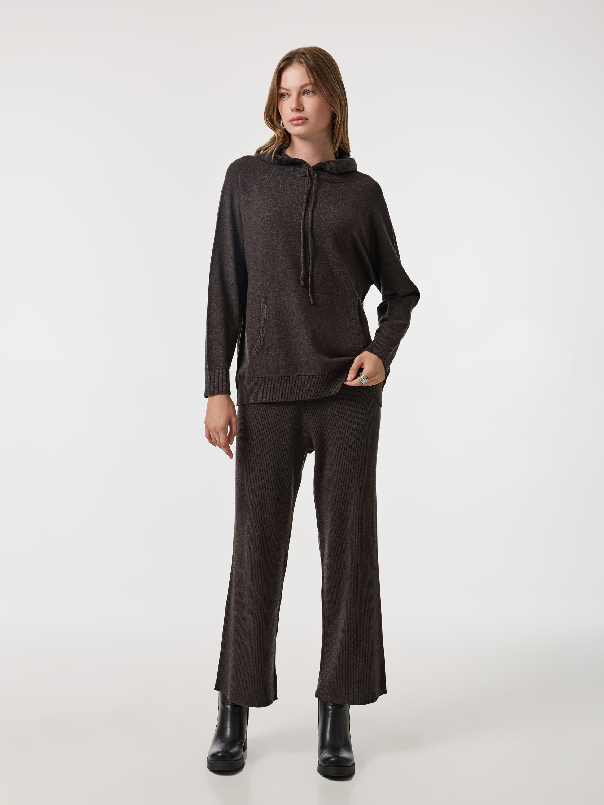 Camisola com carapuço