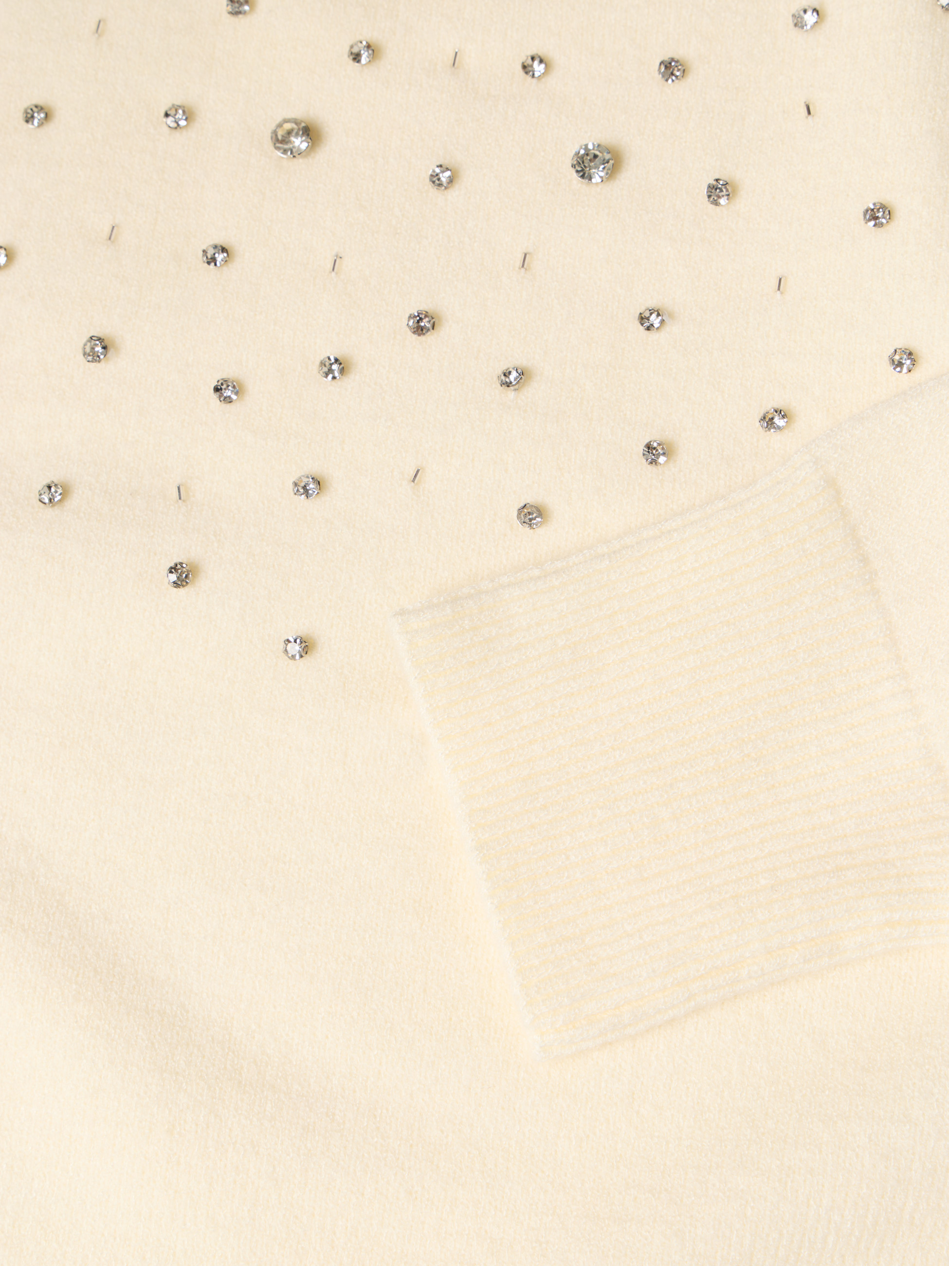 Camisola com brilhantes