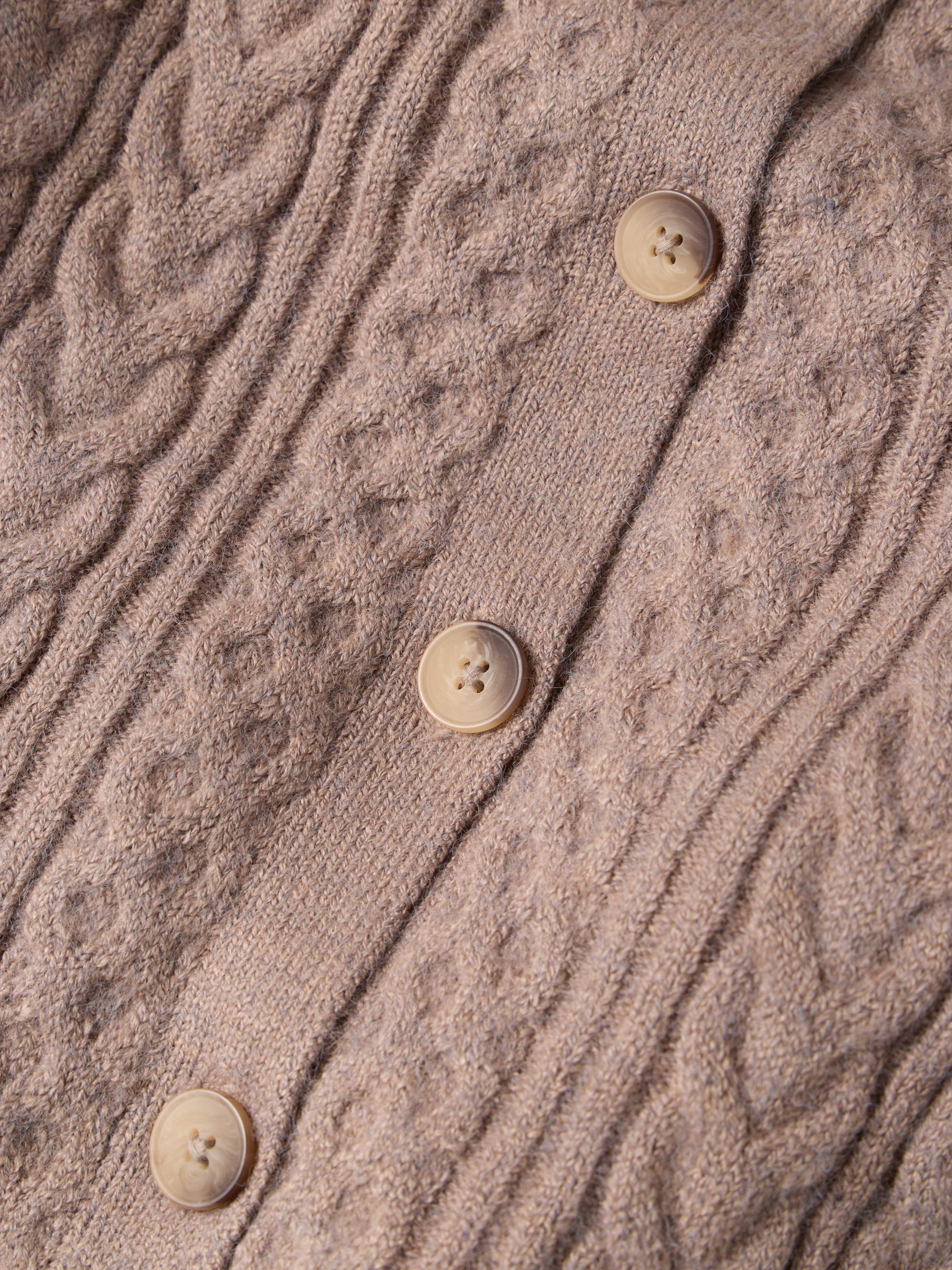 Casaco de malha entrançada