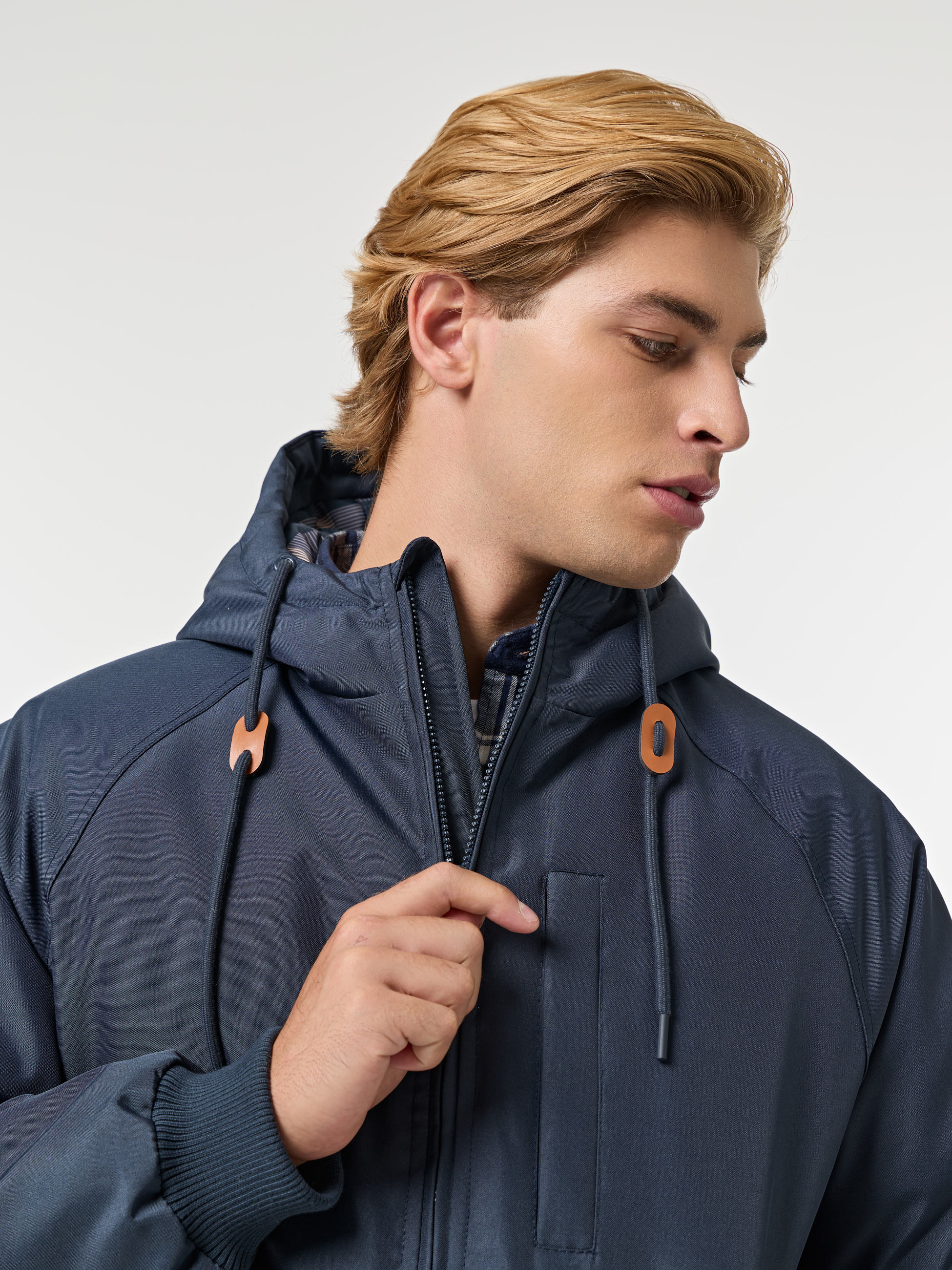 Casaco com carapuço