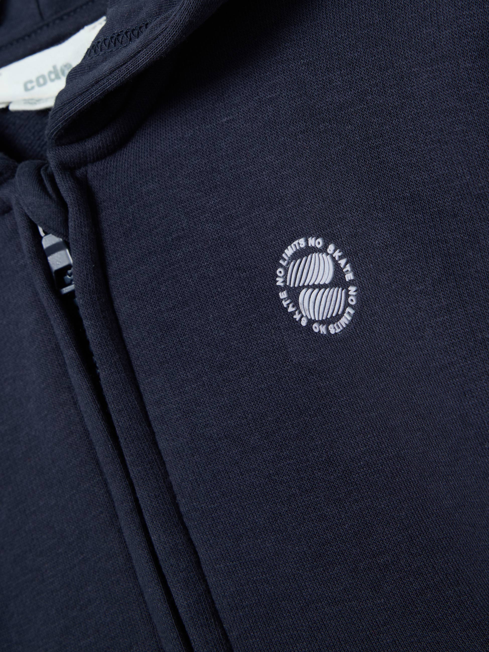 Casaco com carapuço