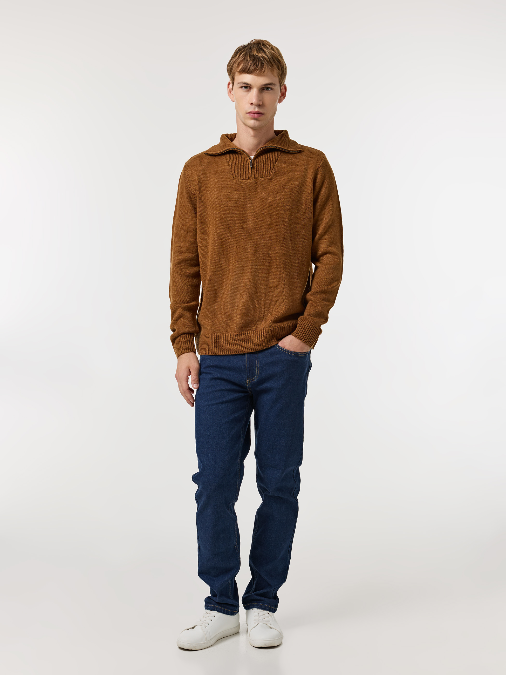 Camisola de malha com gola