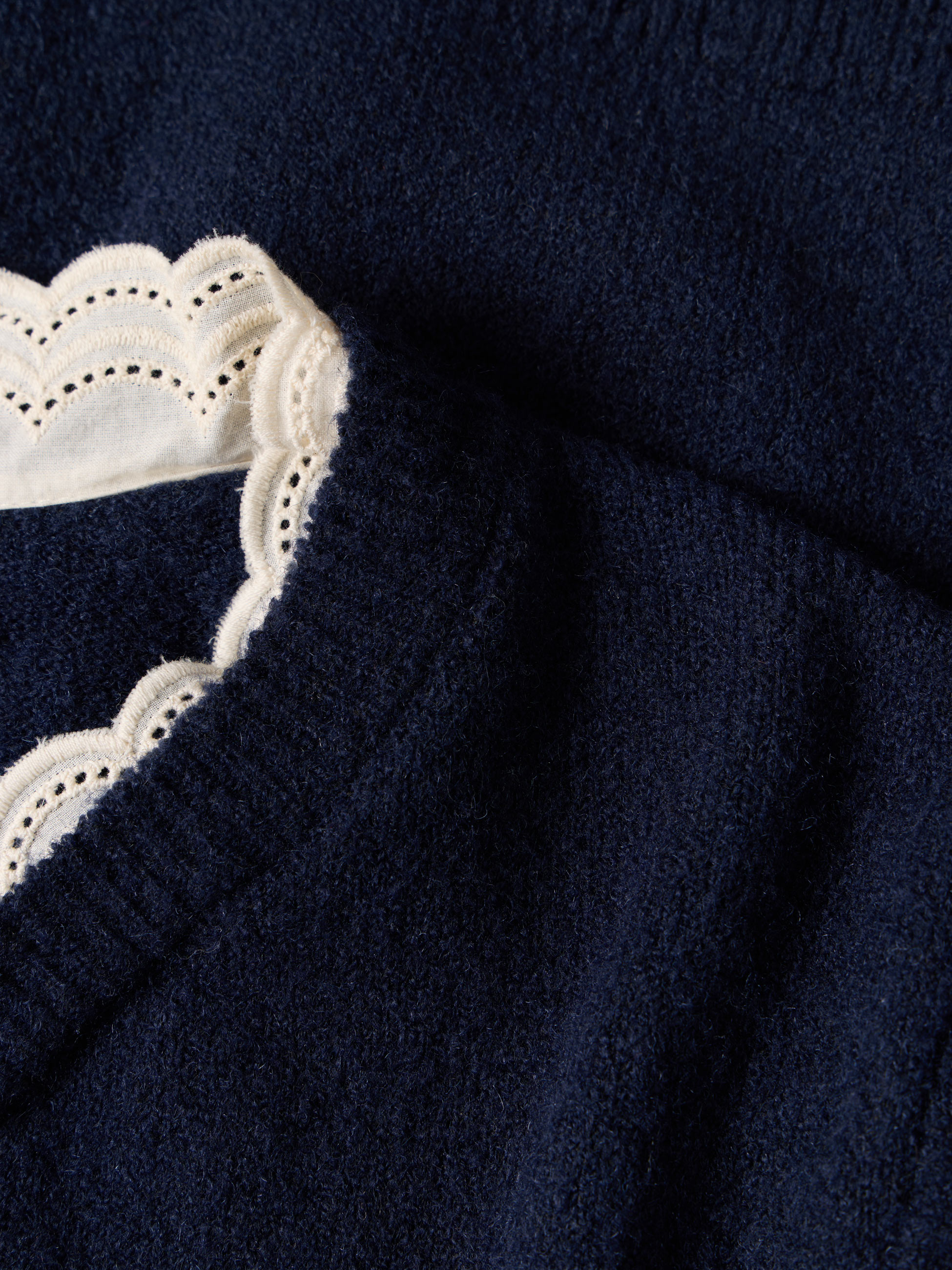 Camisola de malha com bordado