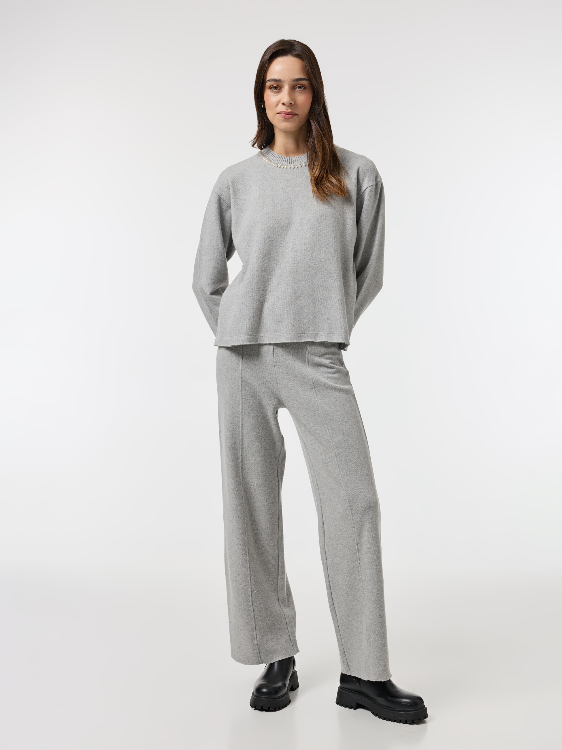 Camisola com apliques