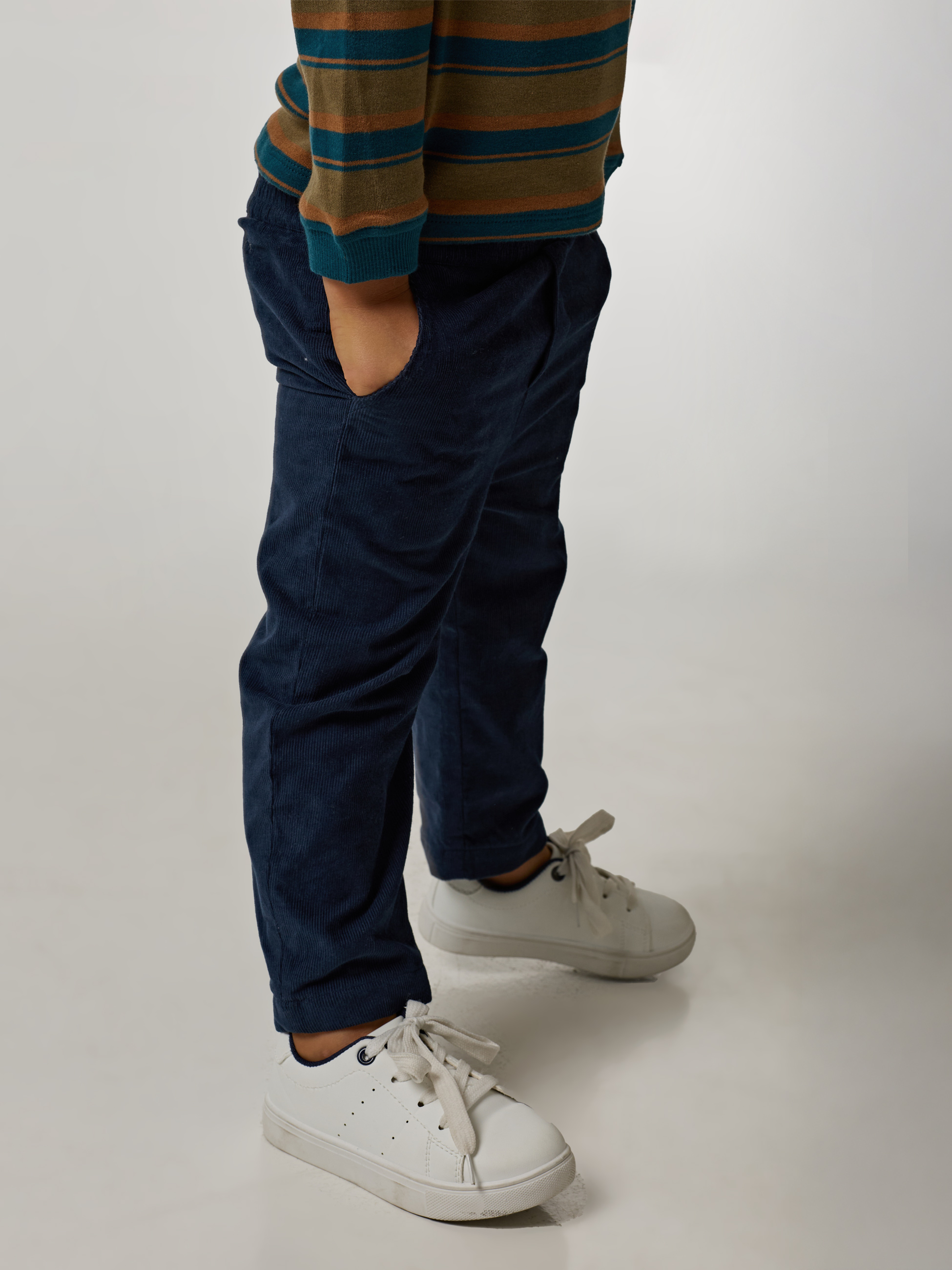 Calças de bombazine