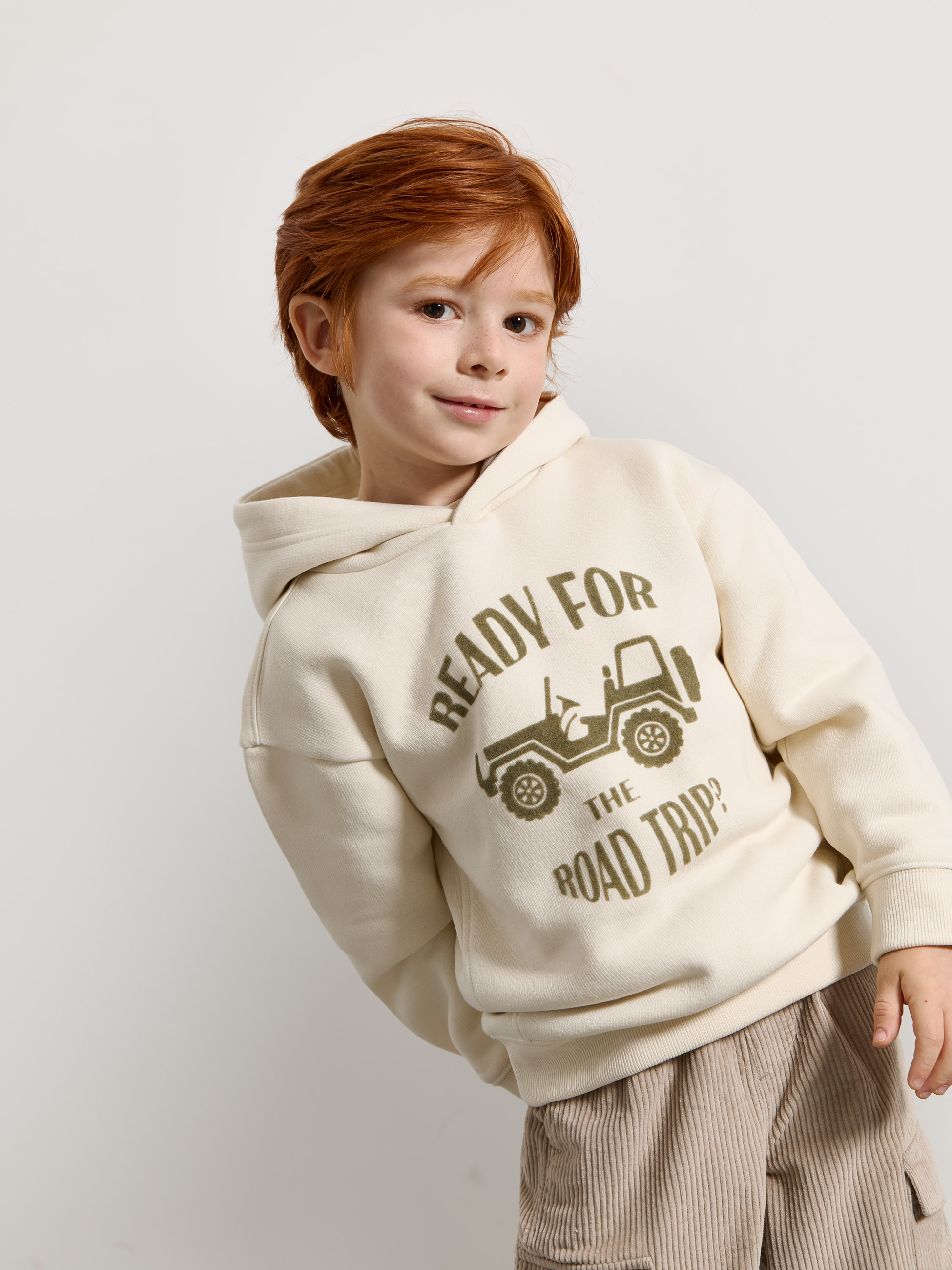 Sweatshirt com carapuço e estampado